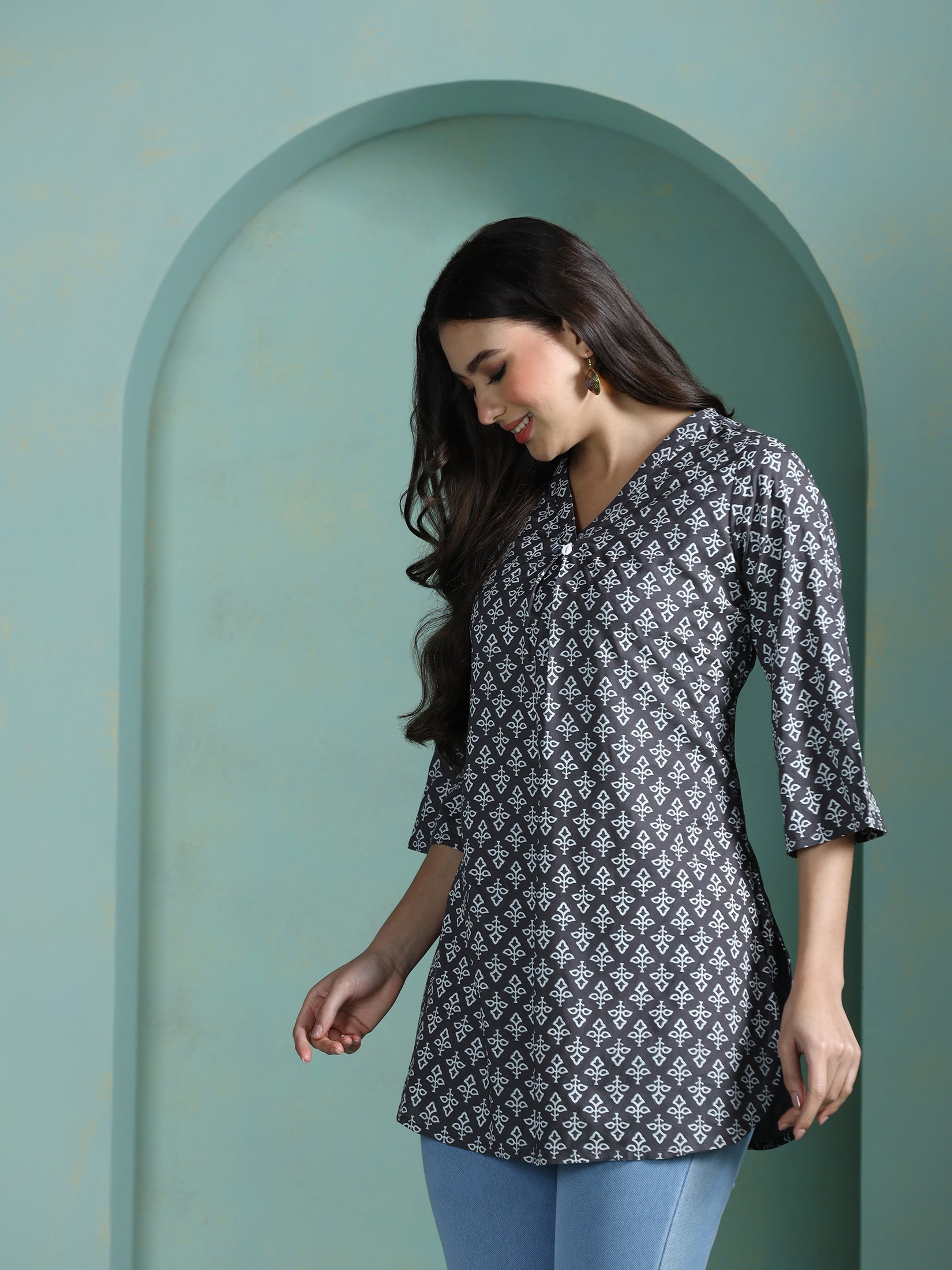 Women Liva Grey Printed Tunic