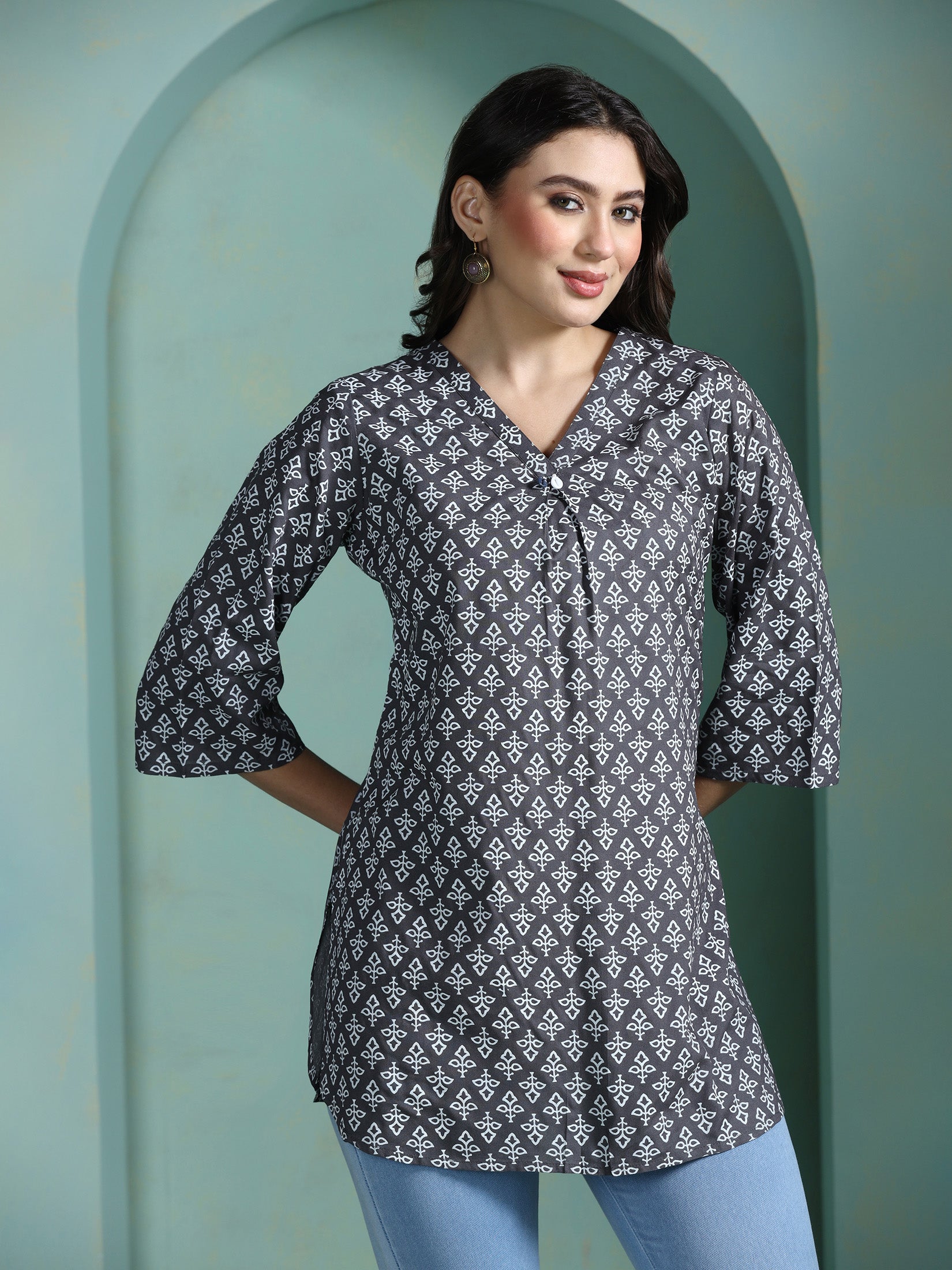 Women Liva Grey Printed Tunic