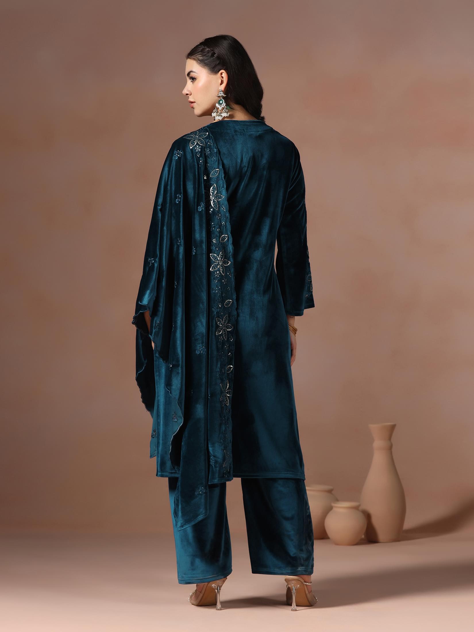 Winter Women Velvet Blue Embroidered Kurta With Comfort Pant Dupatta.