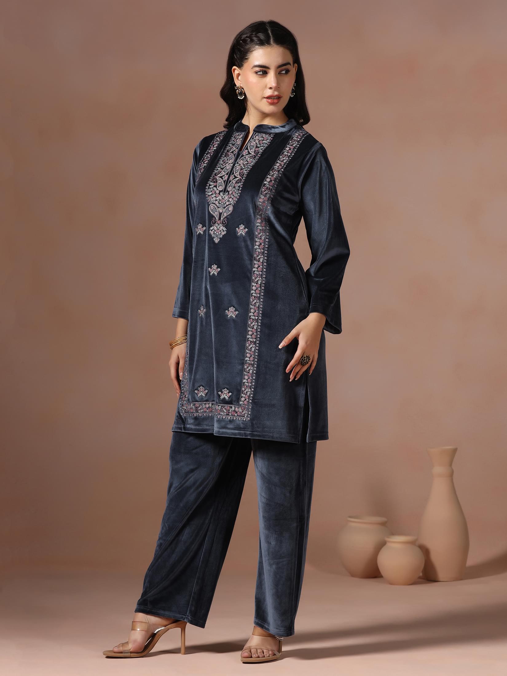 Winter Women Velvet Grey Embroidered Co-Ord Set.