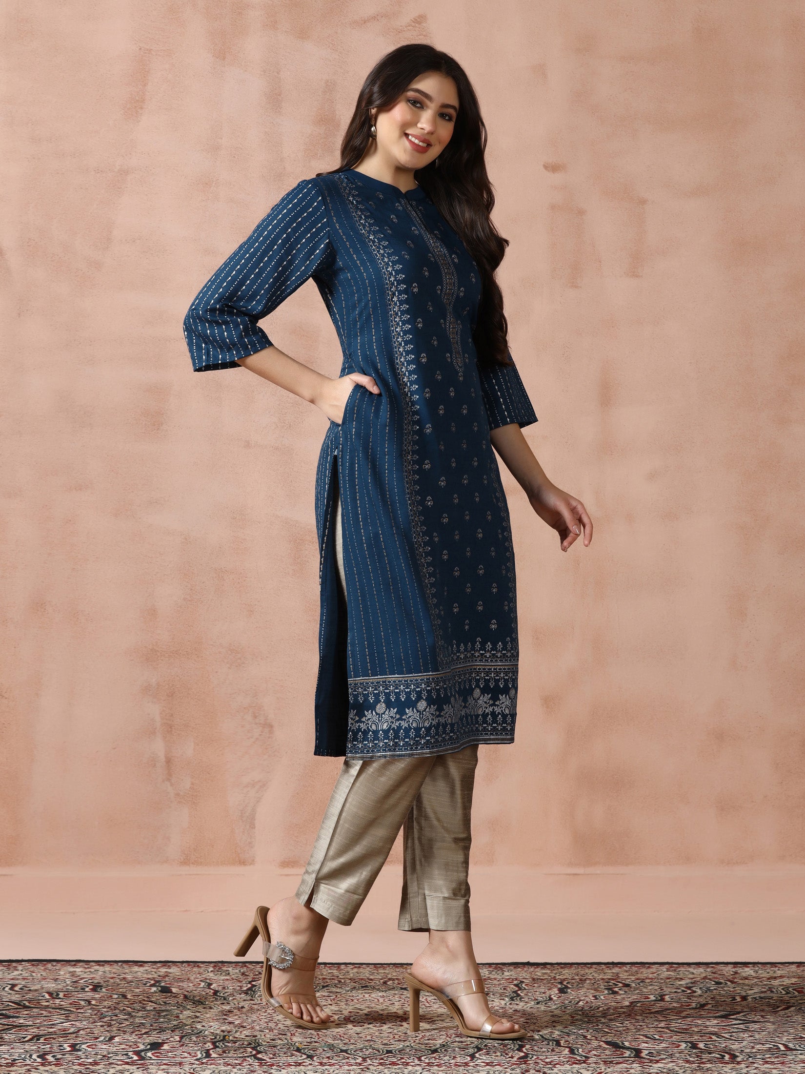 Women Blue Live Rayon Placement Print Kurta