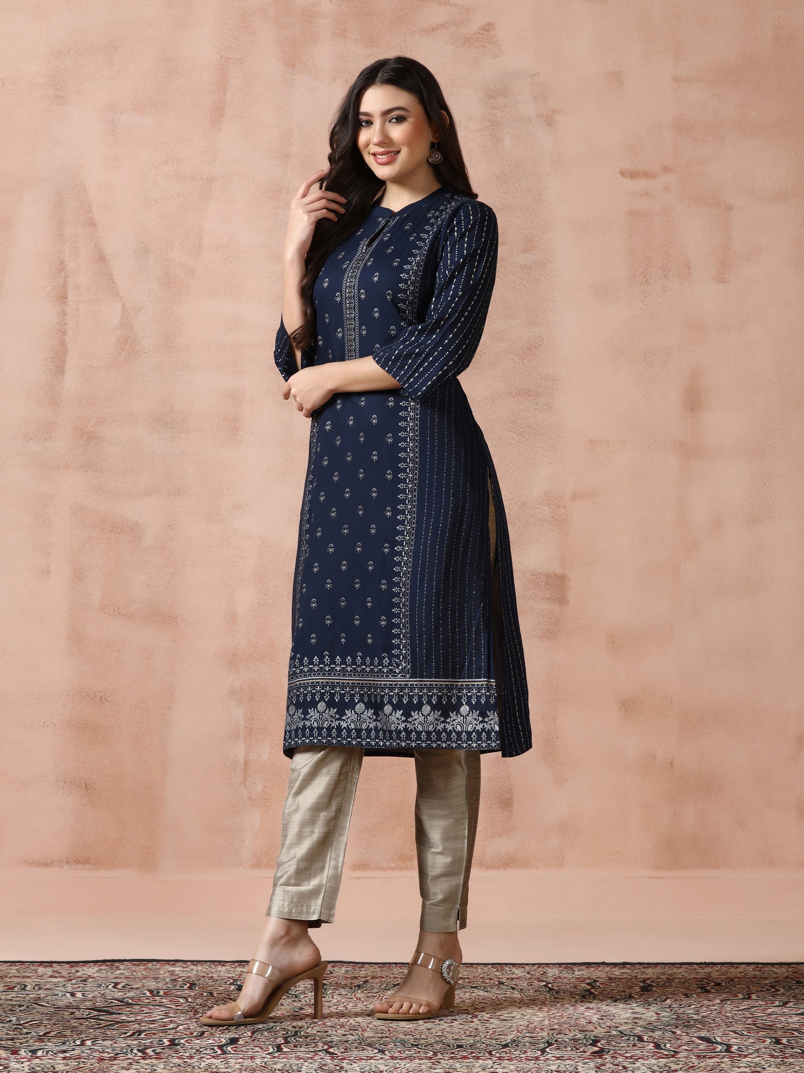 Women Liva Navy Blue Placement Print Kurta