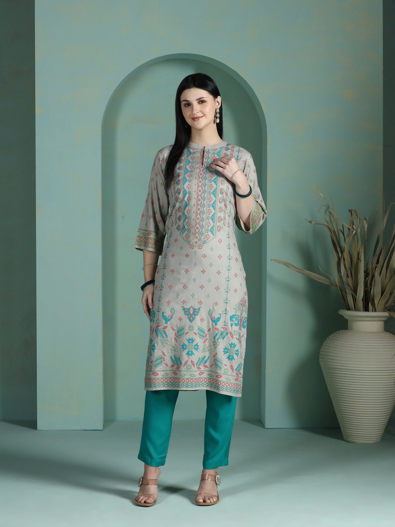 Women Liva Grey Placement Print Kurta