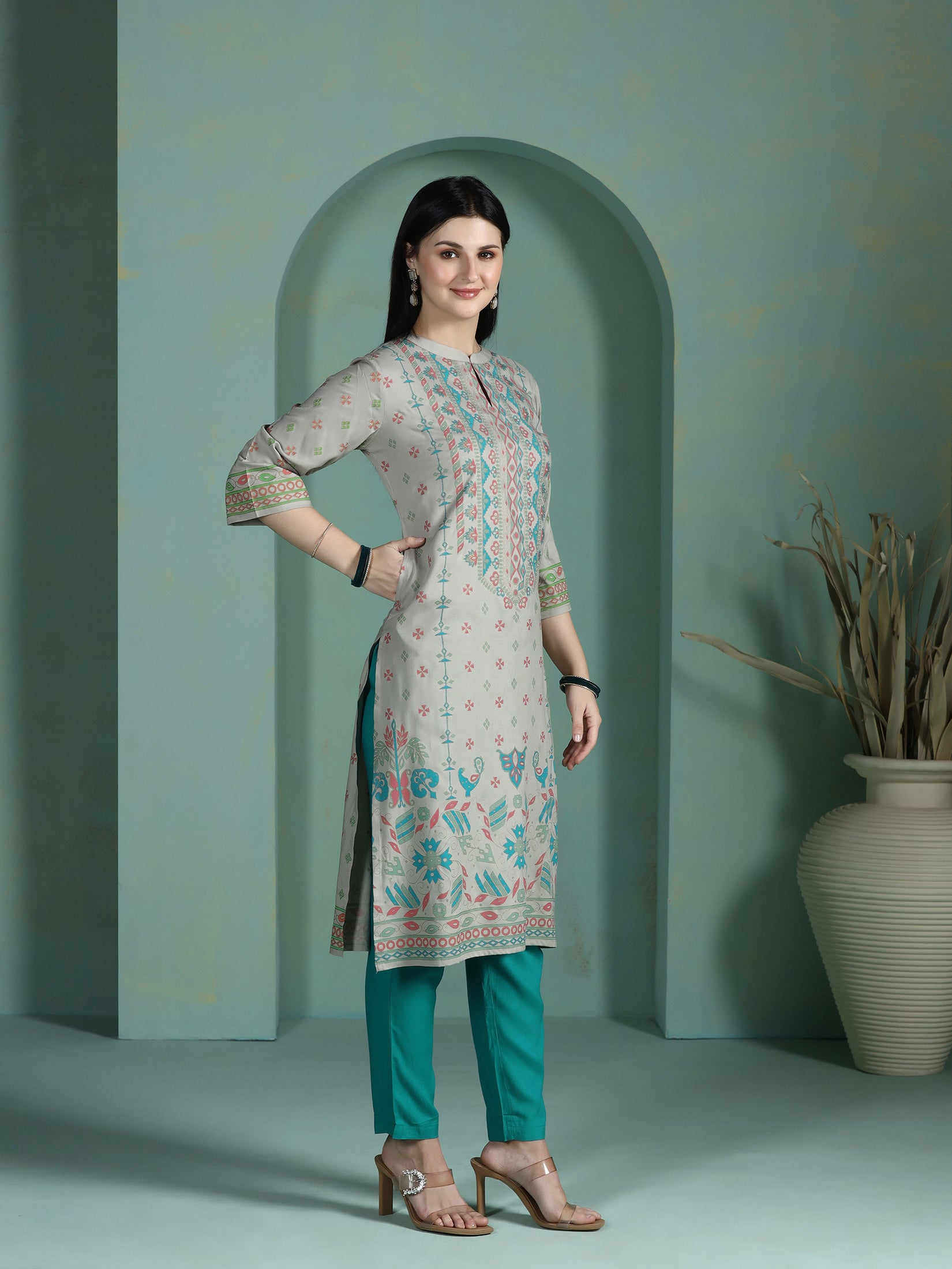 Women Liva Grey Placement Print Kurta