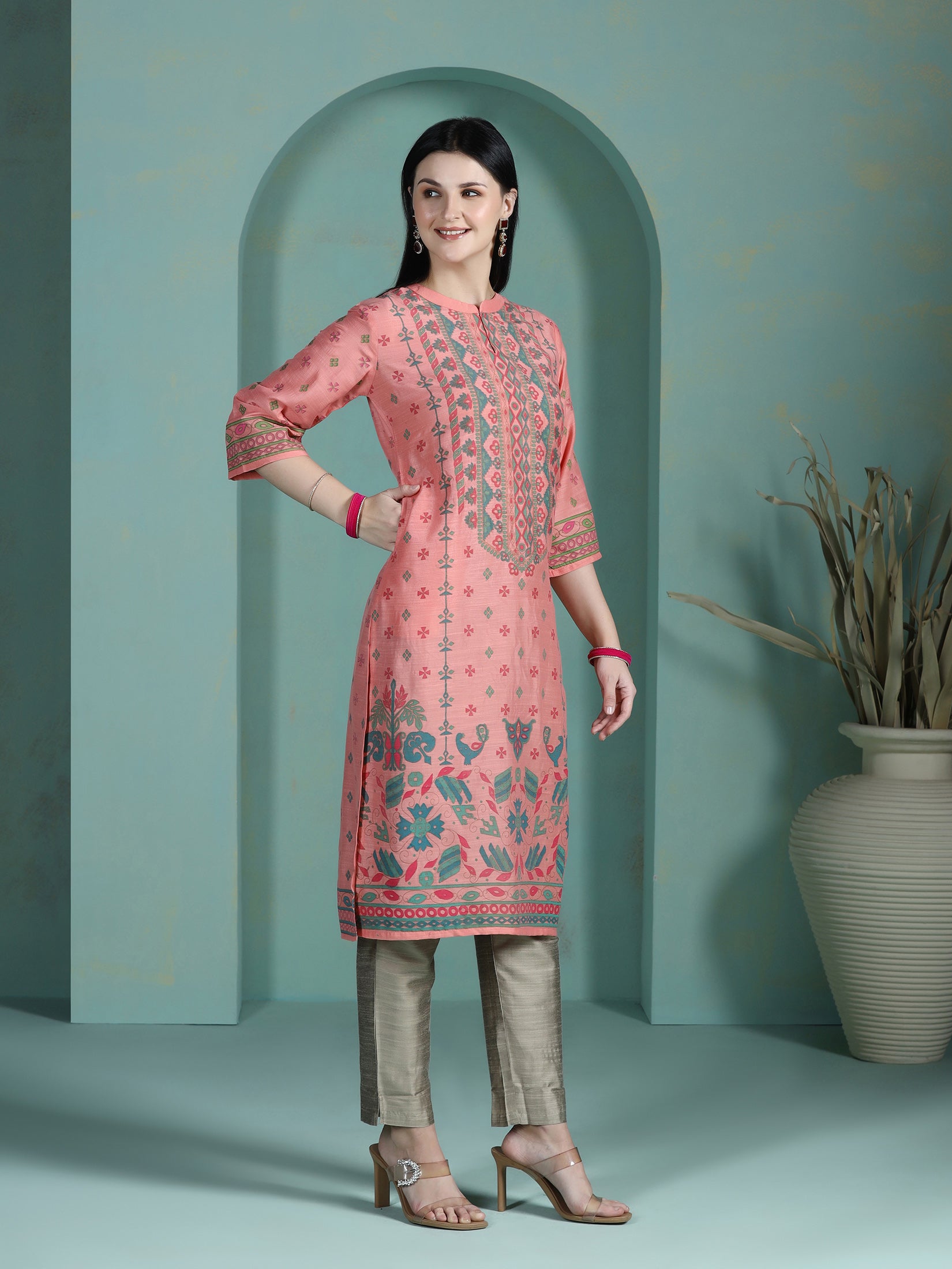 Women Liva Peach Placement Print Kurta