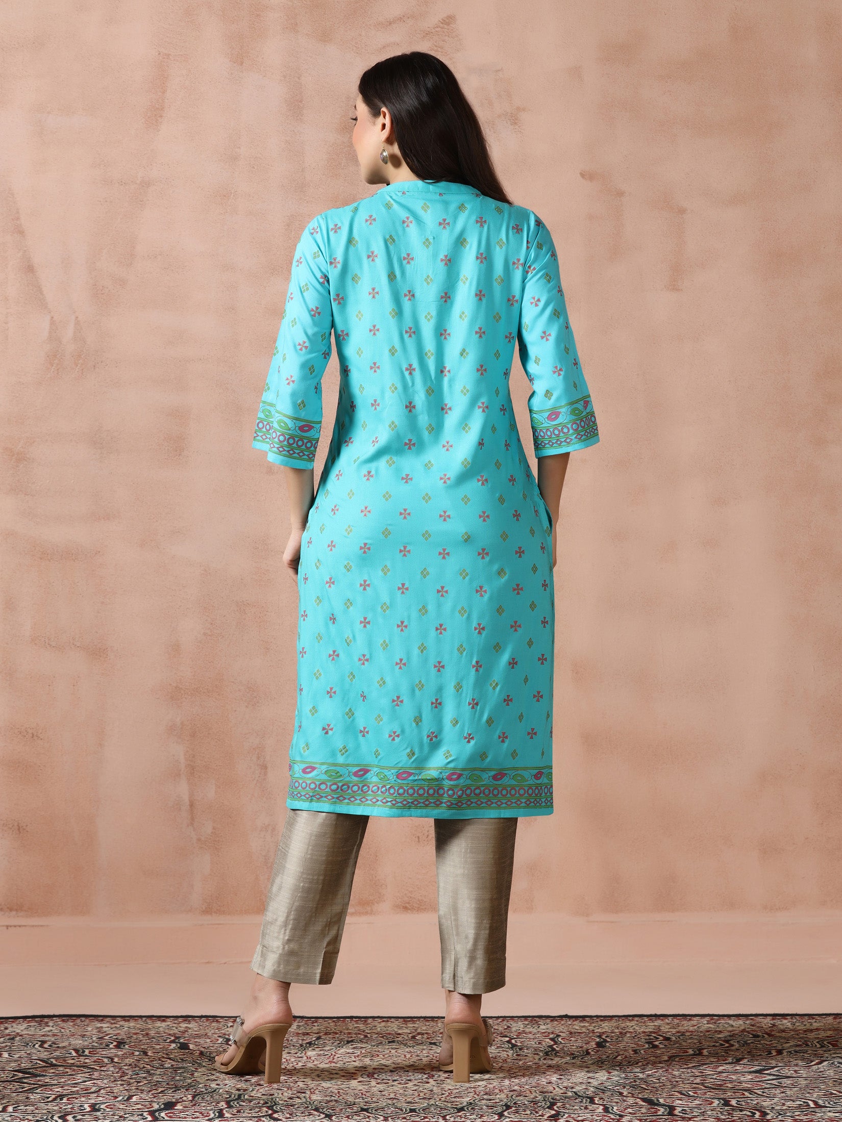 Women Liva Turquoise Blue Placement Print Kurta