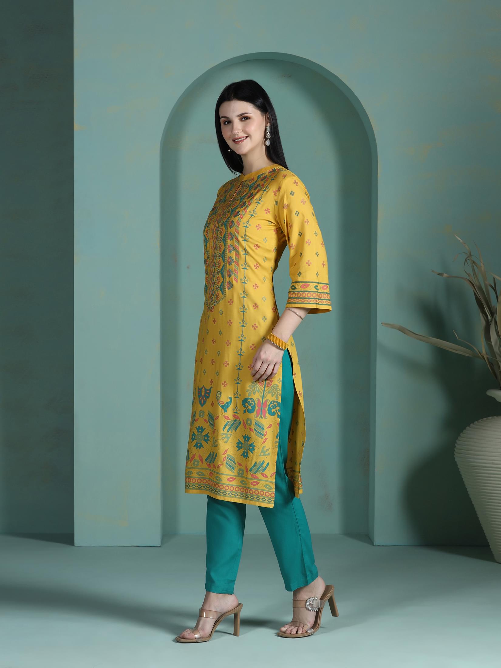 Women Liva Yellow Placement Print Kurta.