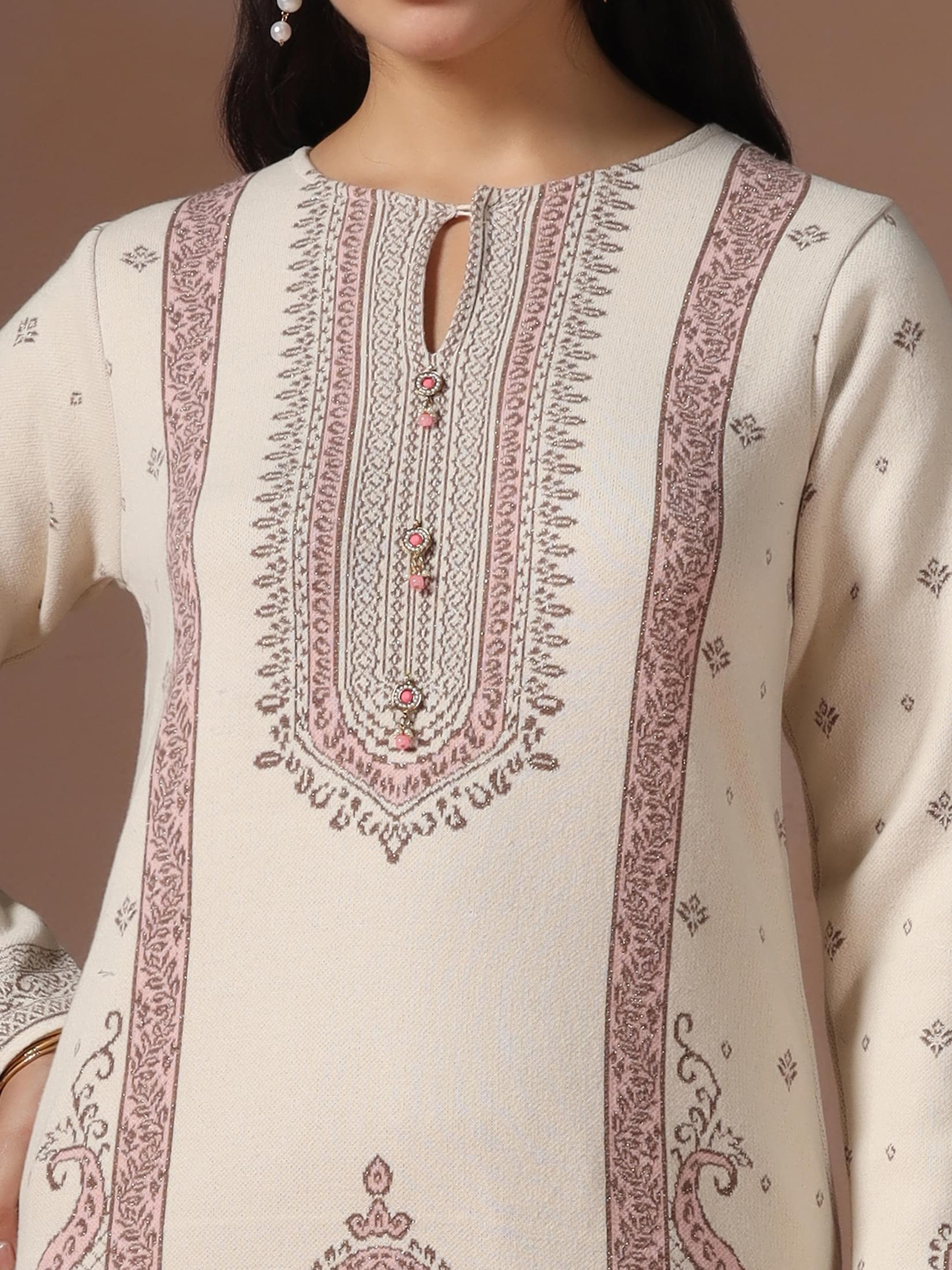 Winter Women Wool Blend Off White & Pink Jacquard Kurta Bell Bottom Dupatta.