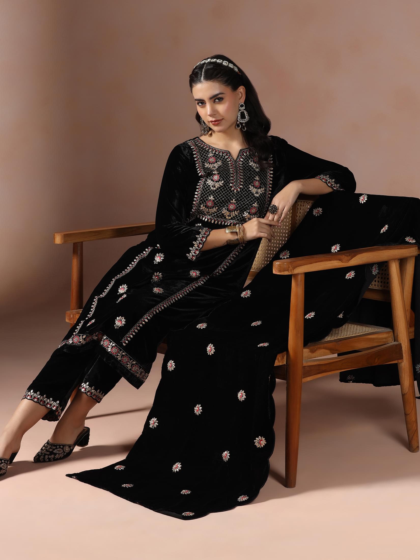 Winter Women Black Embroidered Velvet Kurta Comfort Pant Dupatta.