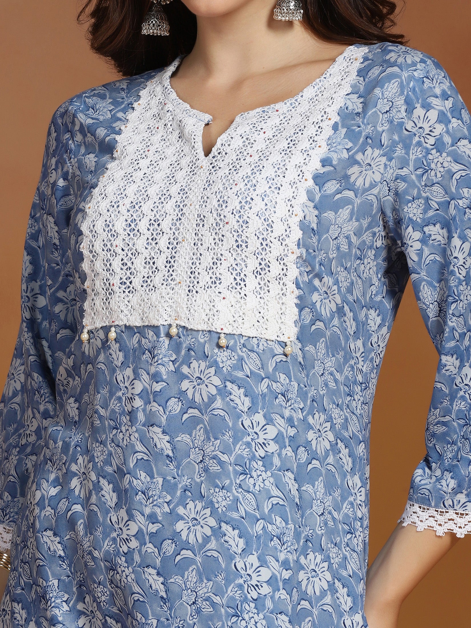 25711BLUE_closer
