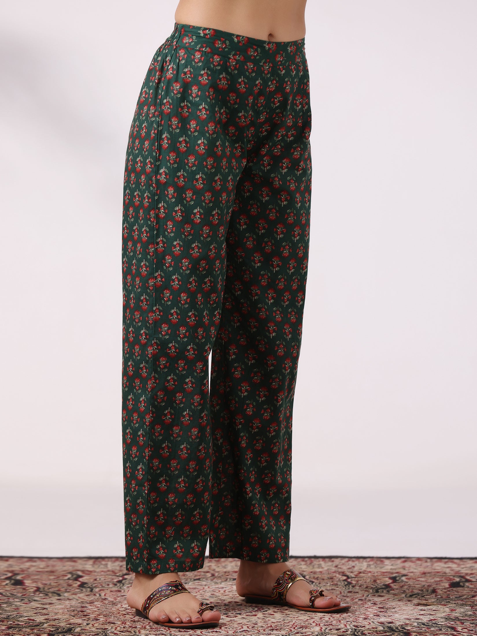 Women Cotton Green Printed Kurta With Comfort Pant