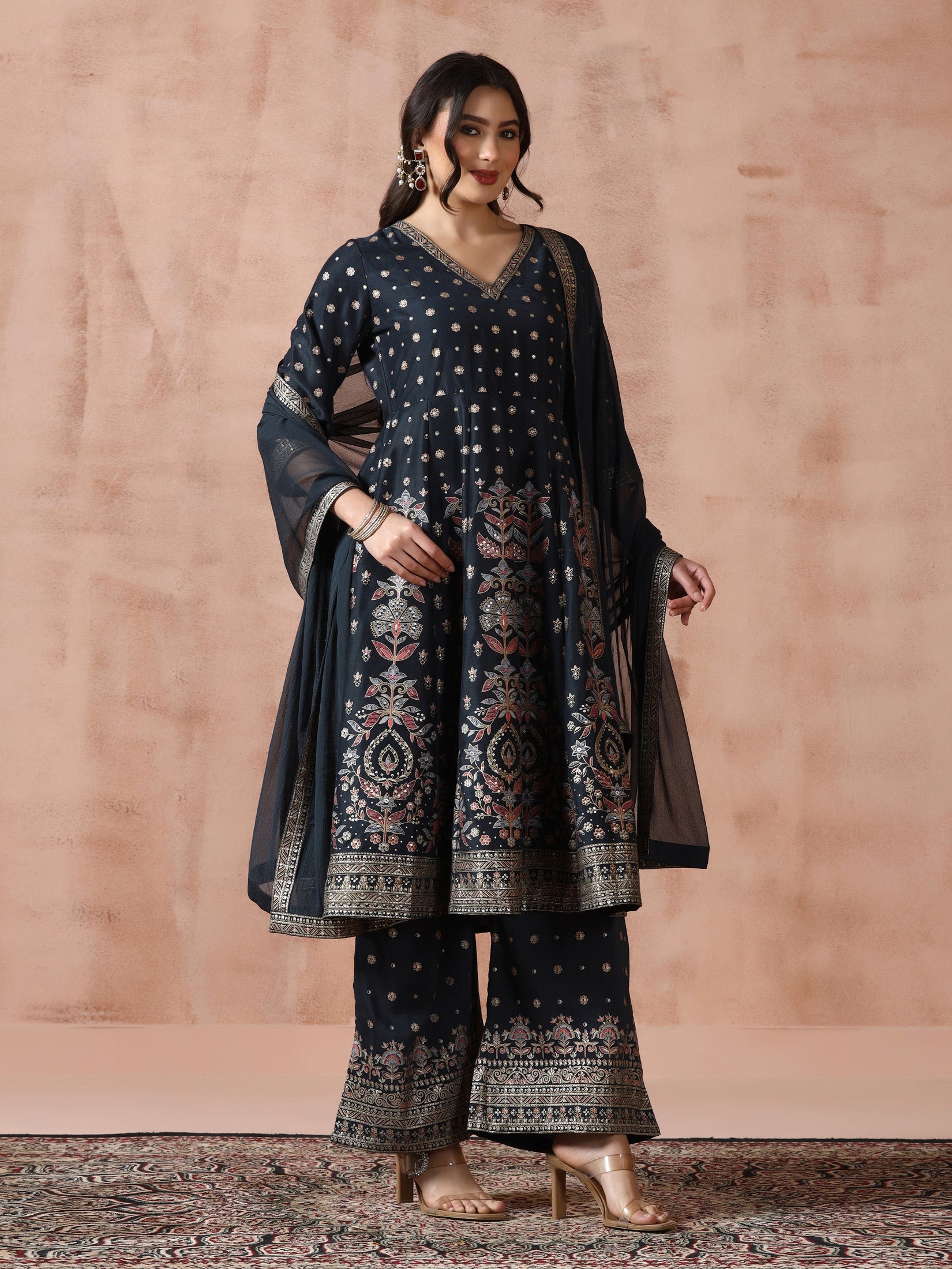 Women Chanderi Grey Printed Kurta Comfort Pant Dupatta