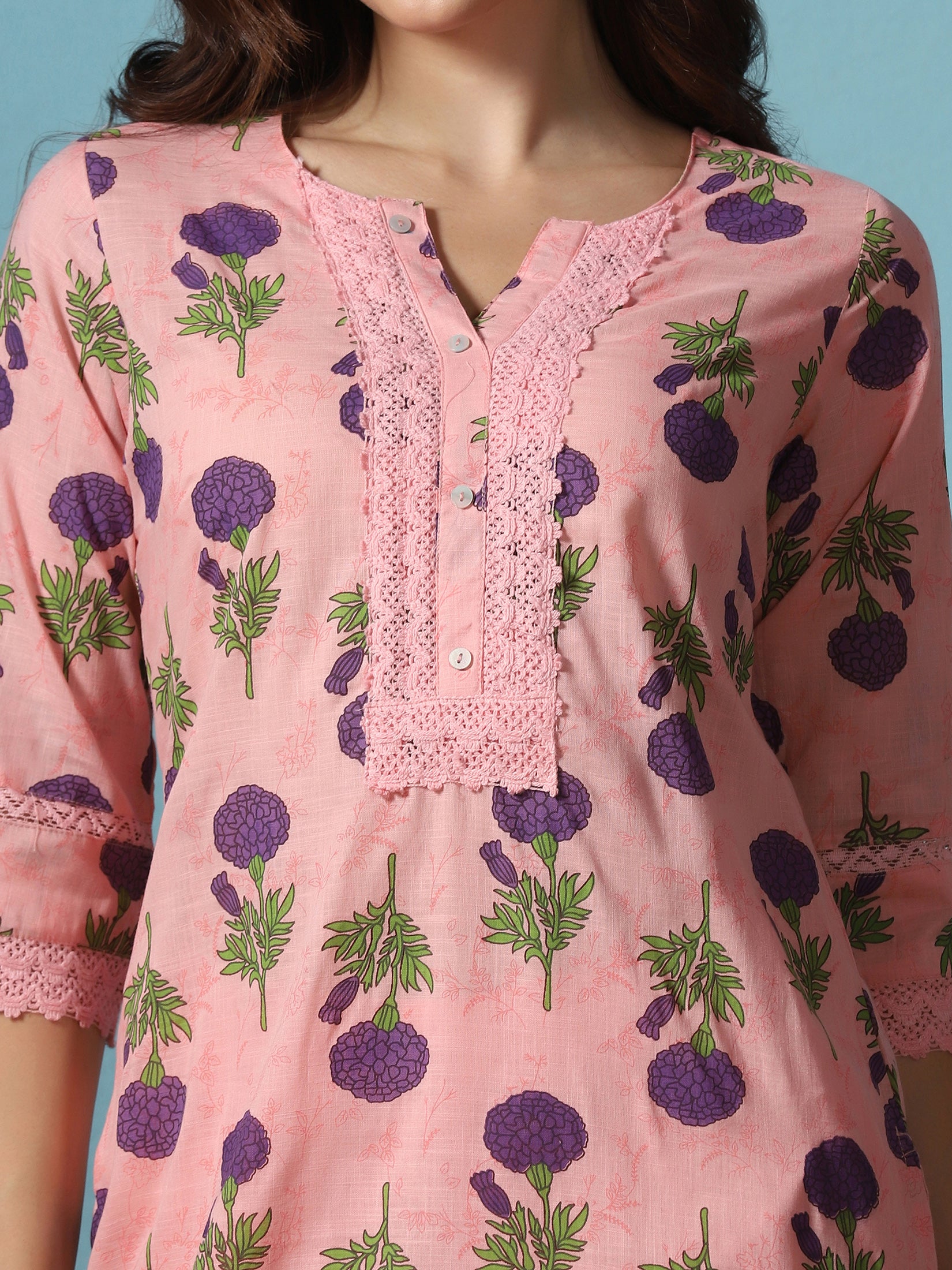 25745PINK_closer