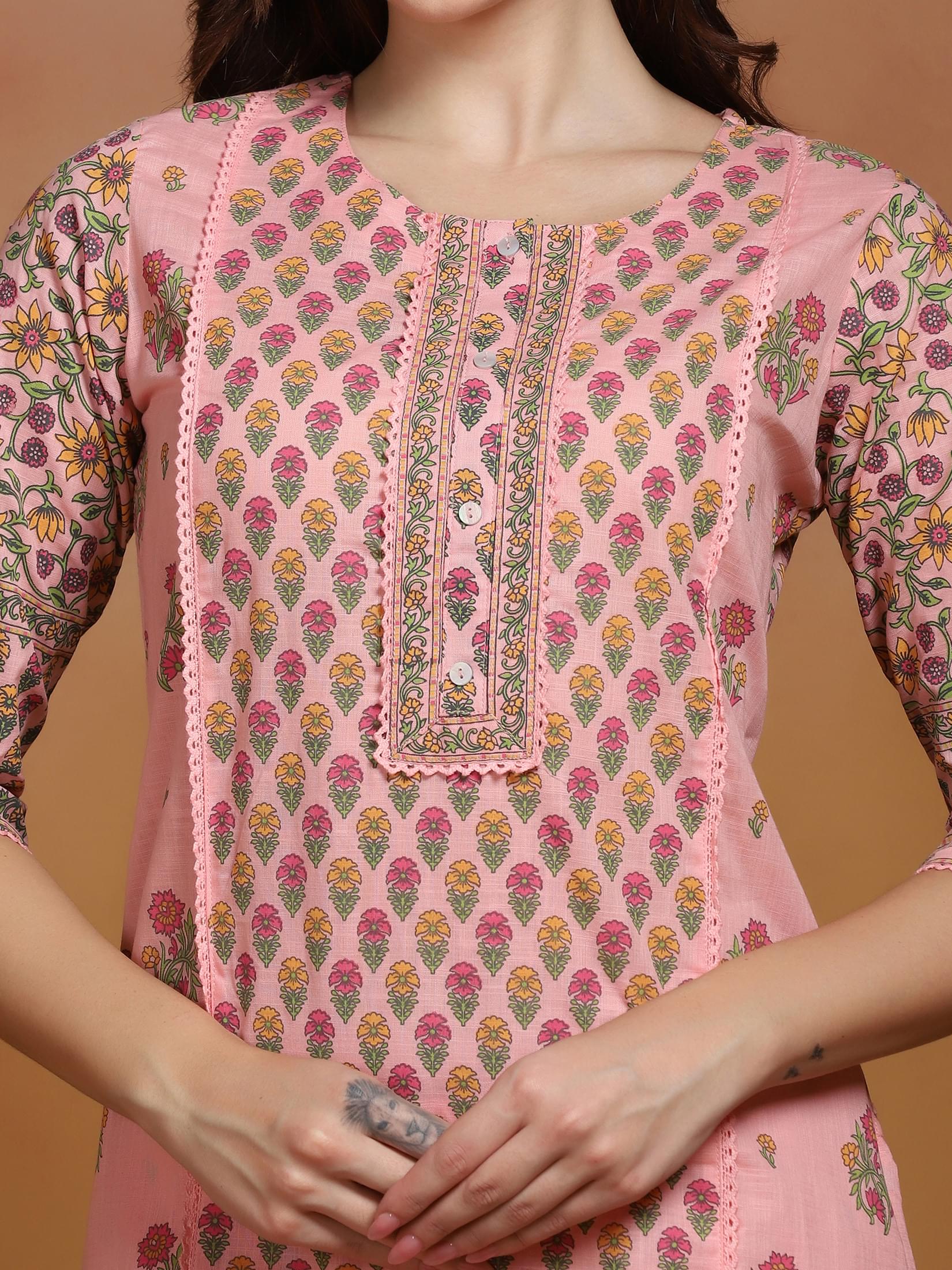 Women Cotton Slub Pink Printed Kurta With Comfort Pant.