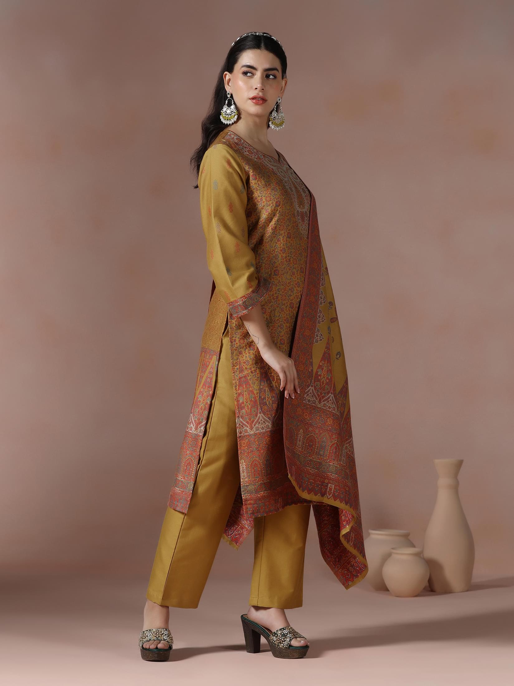 25757MUSTARD_right