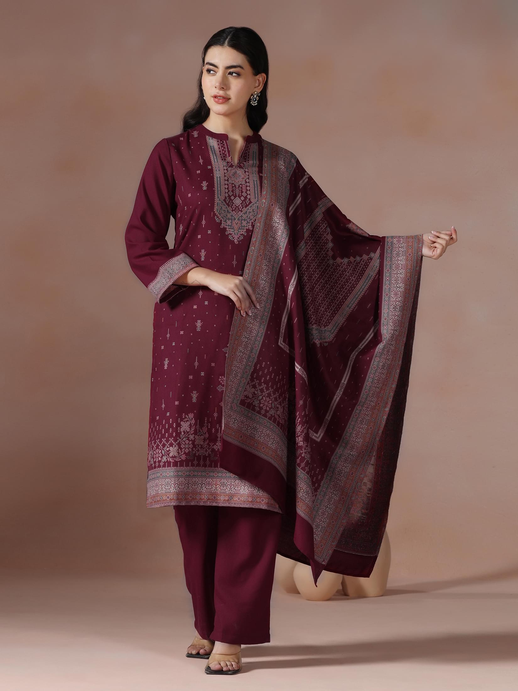 Winter Women Acrylic Jacquard Fuchsia Woven Kurta Comfort Pant Dupatta.