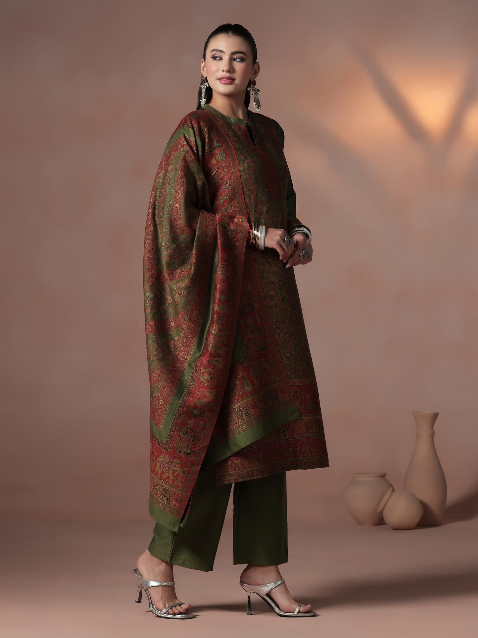 Winter Women Acrylic Jacquard Green Kurta Comfort Pant Dupatta.