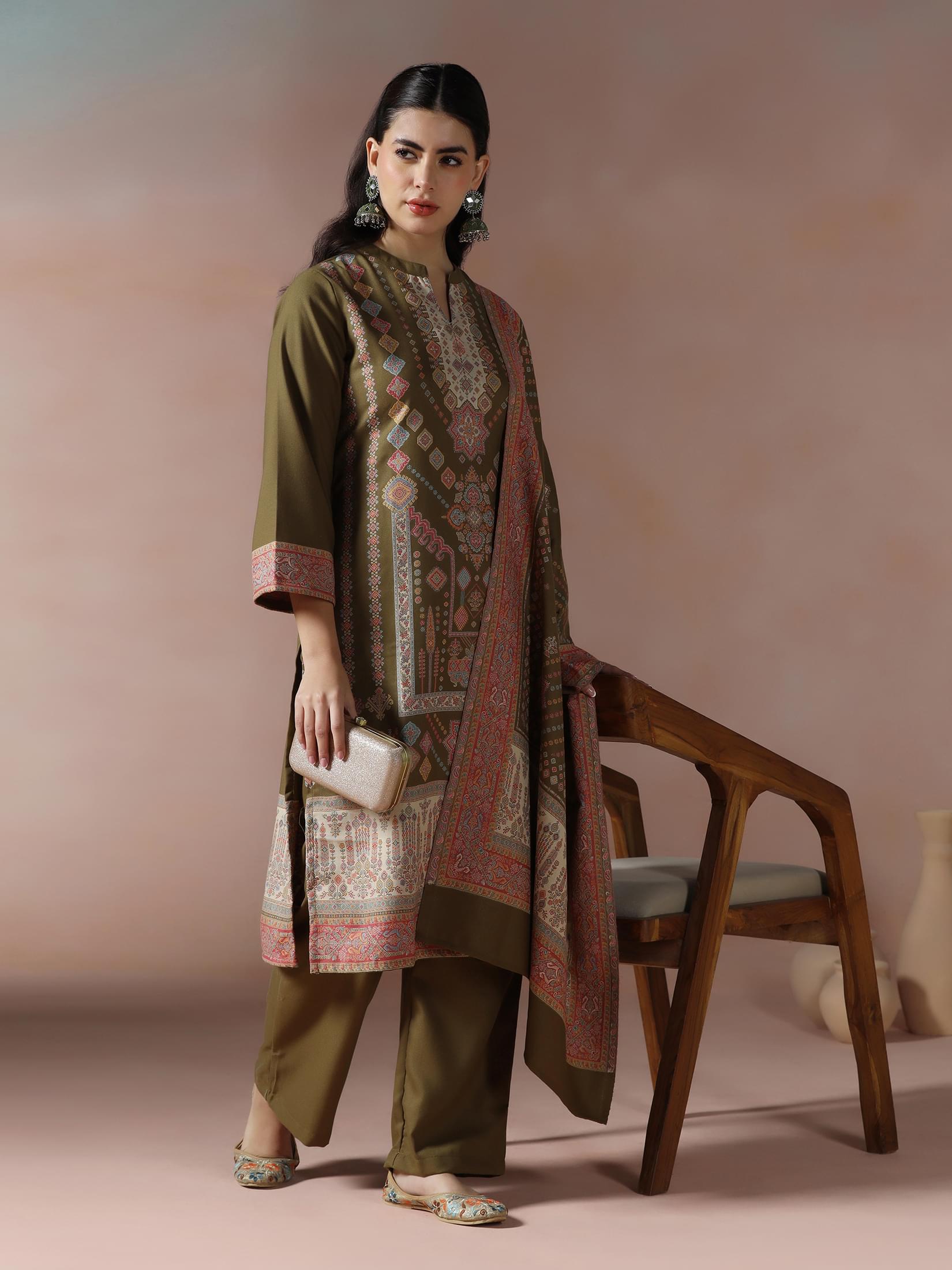 Winter Women Acrylic Jacquard Olive Woven Kurta Comfort Pant Dupatta.