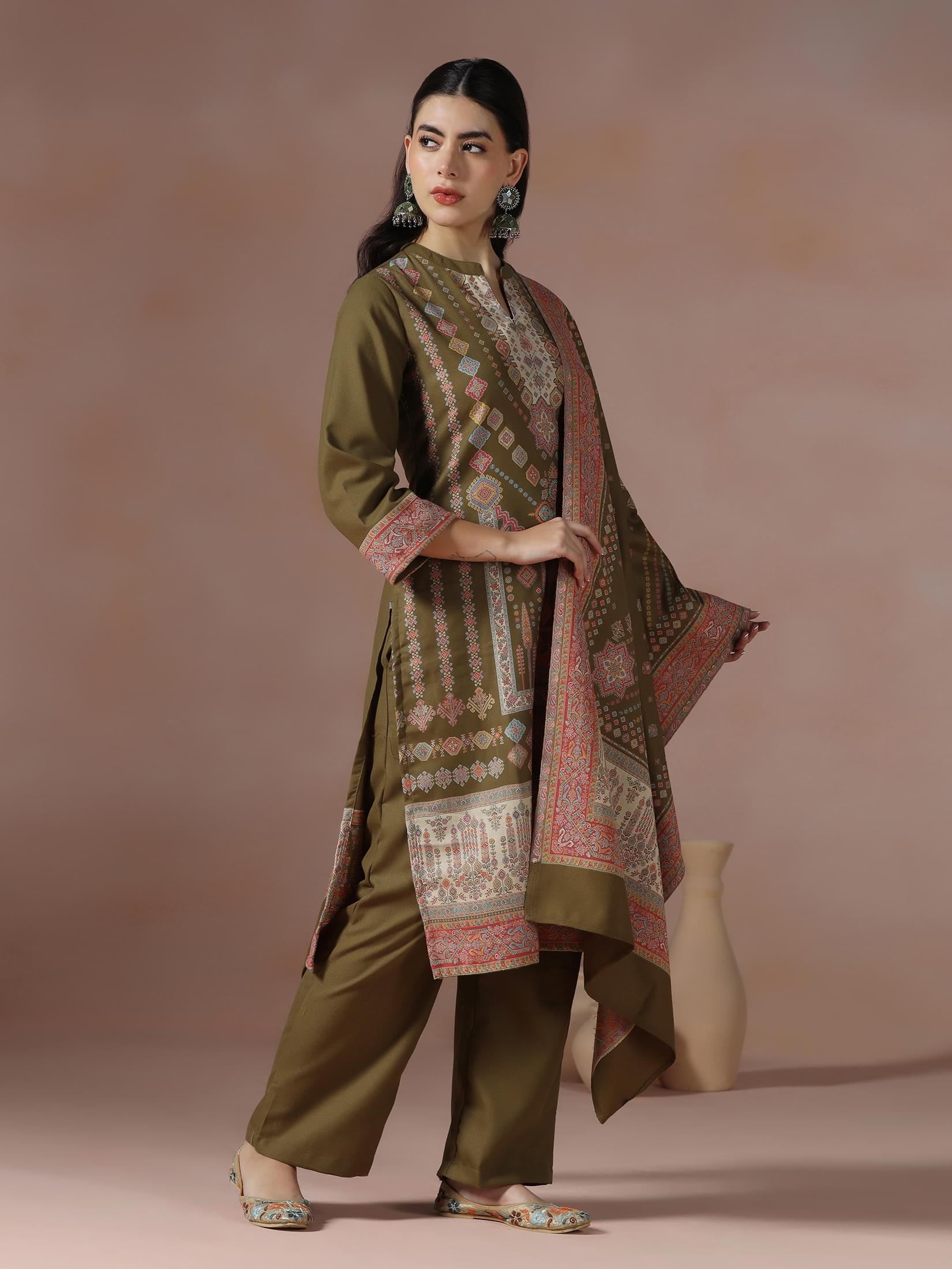 Winter Women Acrylic Jacquard Olive Woven Kurta Comfort Pant Dupatta.