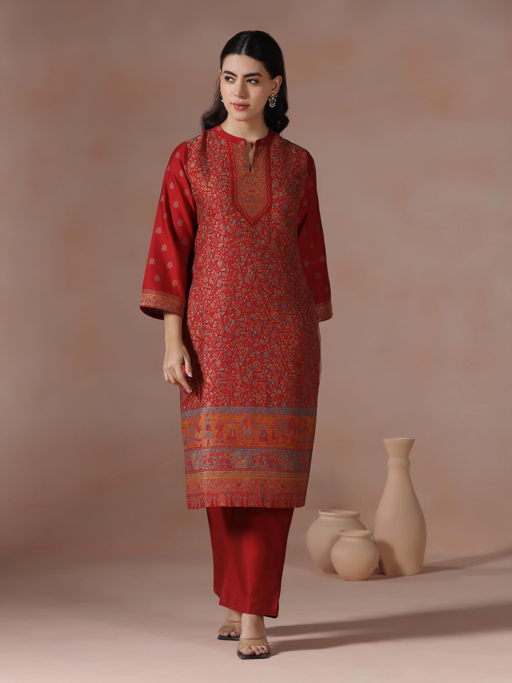 25763RED_detail