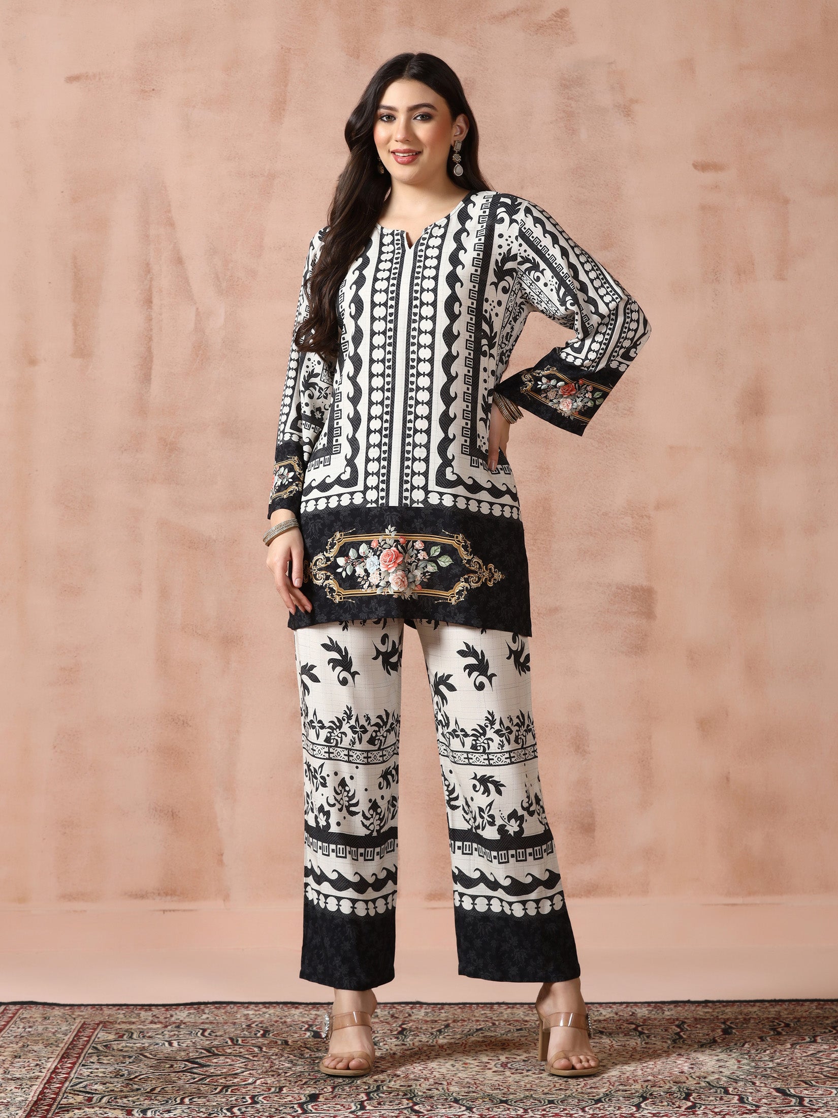 Women Liva Beige & Black Printed Kurta With Comfort Pant