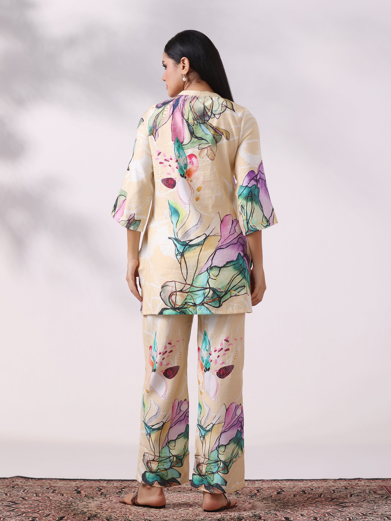 Women Poly Viscose Beige Floral Print Co-Ord Set