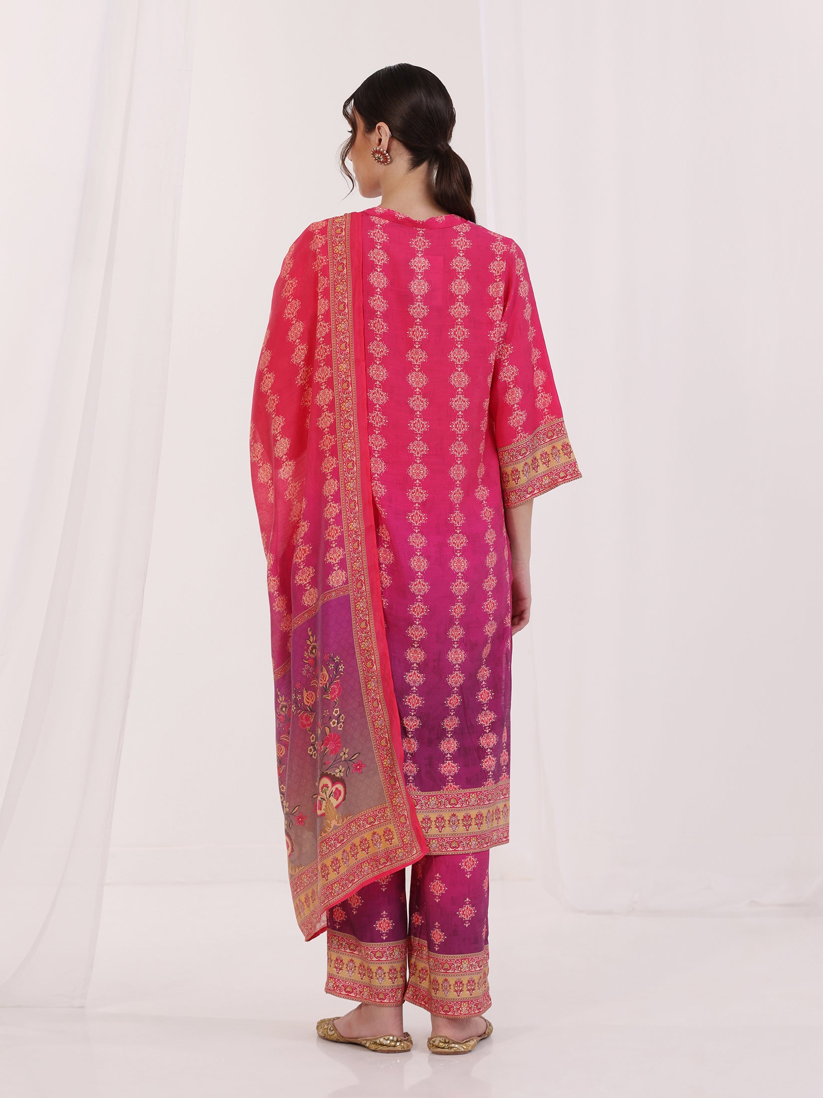Women Poly Viscose Fuchsia Floral Print Kurta Comfort Pant Dupatta