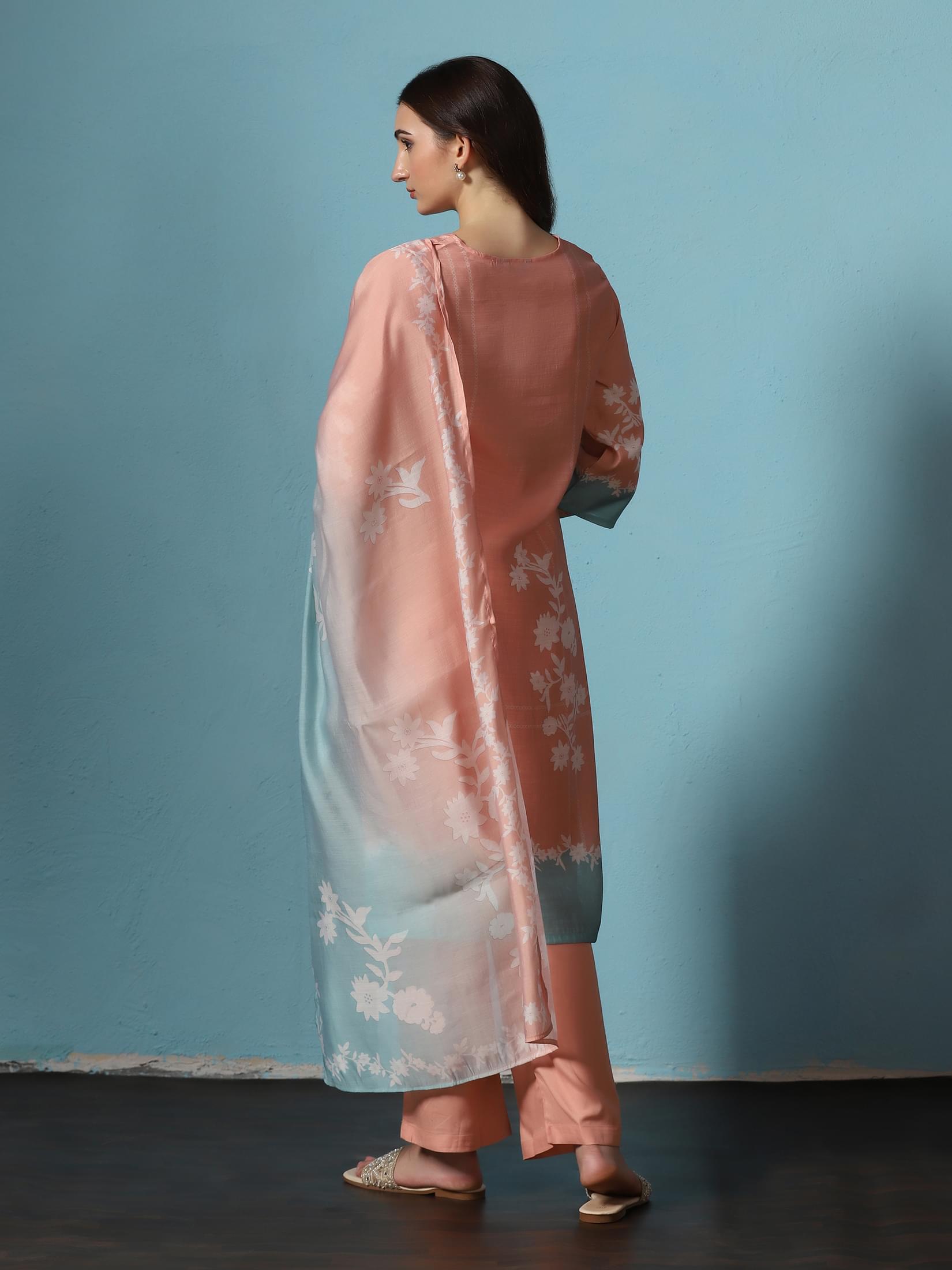 25815PEACH_back