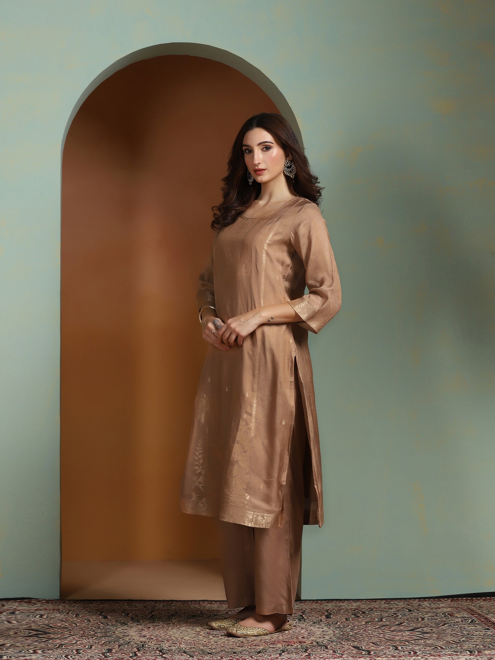 Women Viscose Jacquard Brown Kurta Comfort Pant Dupatta
