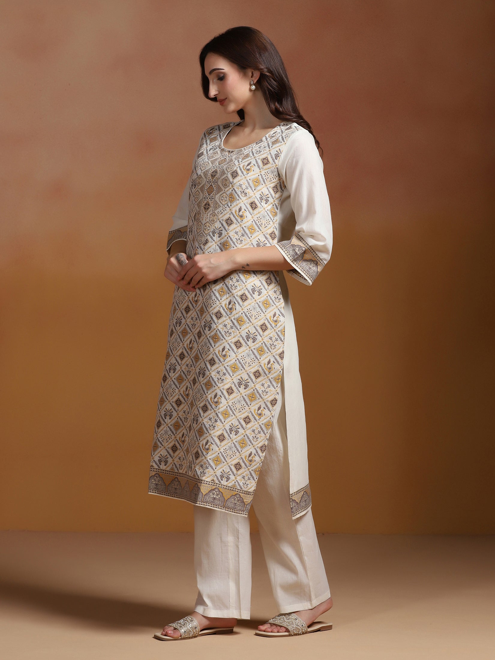 Women Off White Cotton Jacquard Kurta Comfort Pant Dupatta