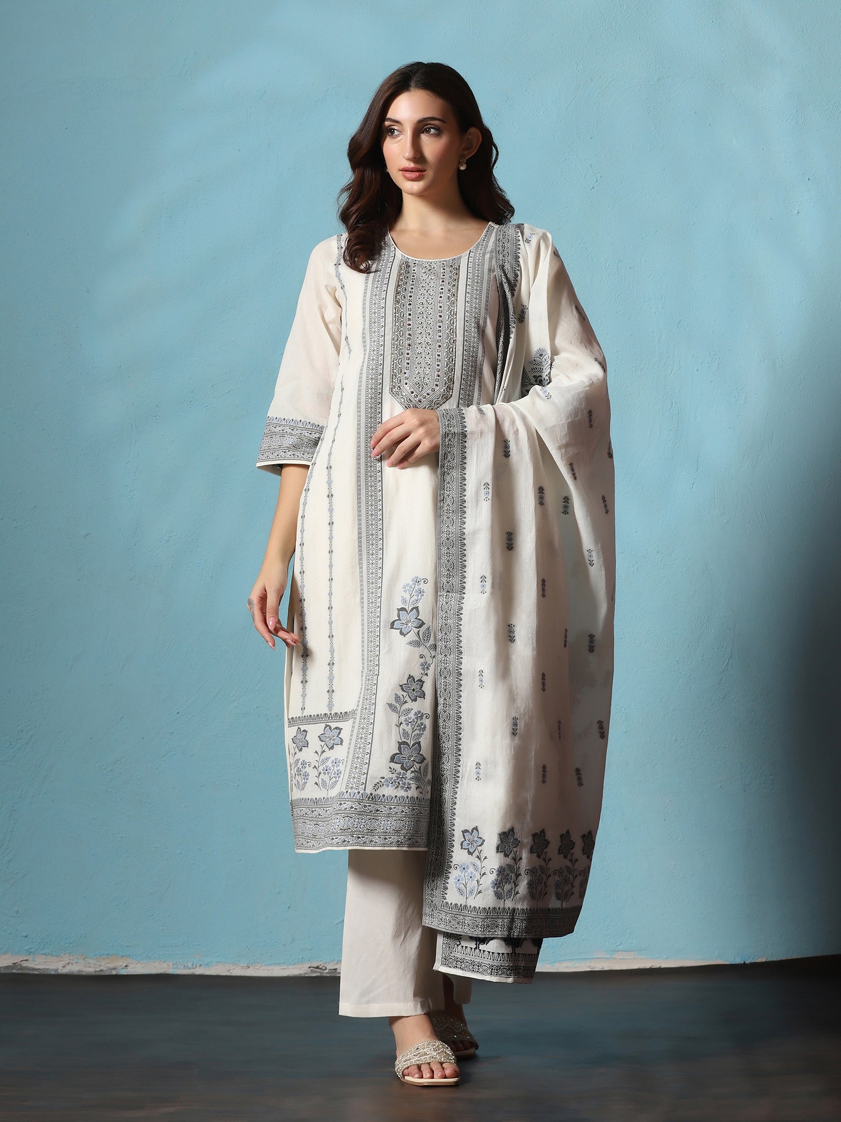 Women Cotton Off White Jacquard Kurta Comfort Pant Dupatta