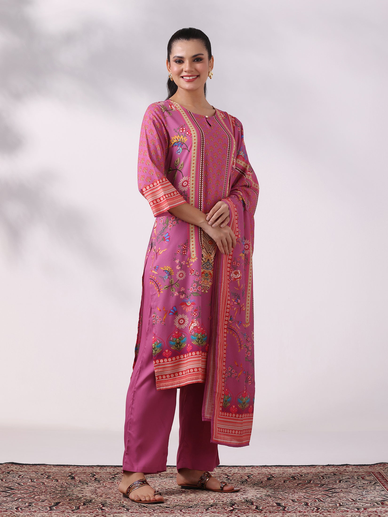 Women Liva Lilac Floral Print Kurta Comfort Pant Dupatta