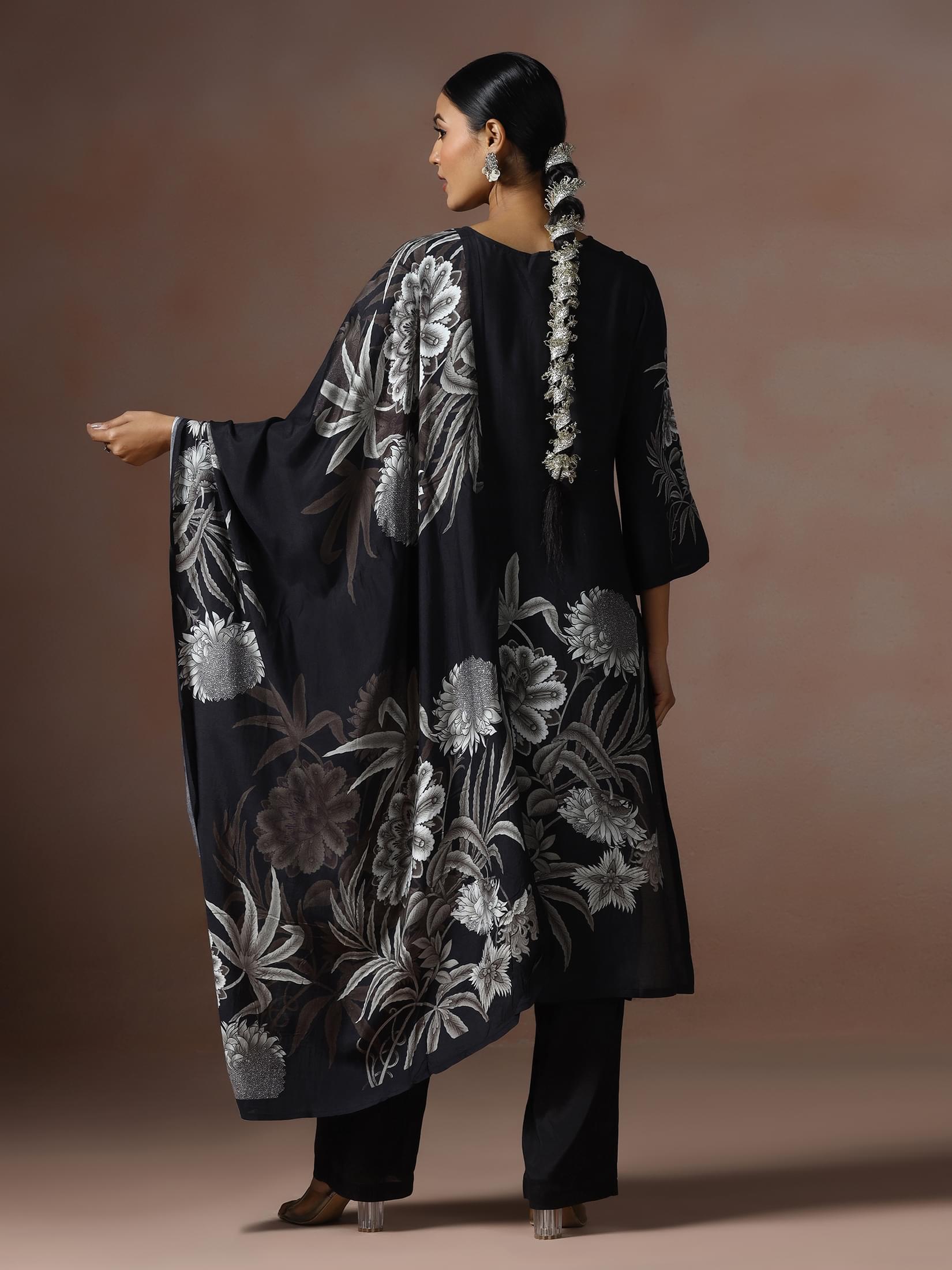 Women Muslin Black Floral Print Kurta Comfort Pant Dupatta.