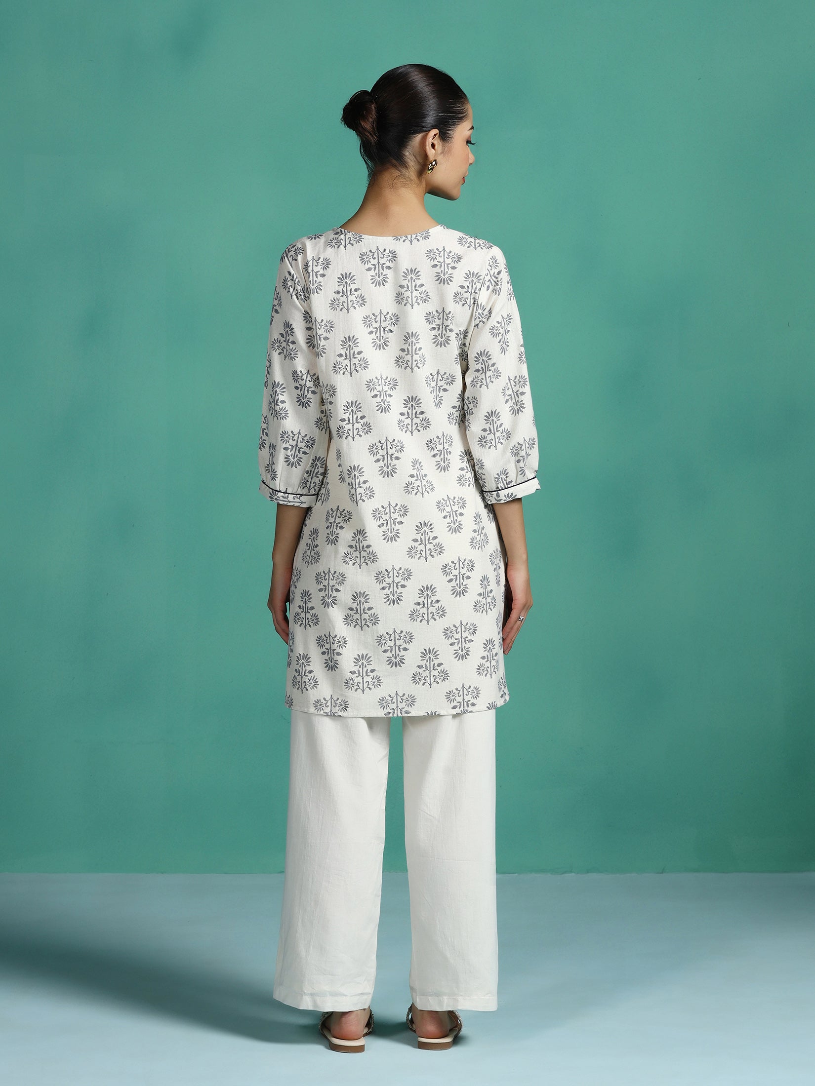 Women Cotton Flex Off White Printed Tunic