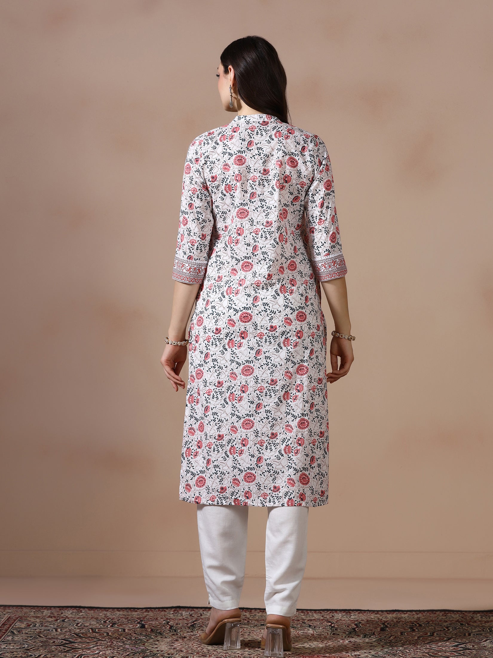 Women Cotton Off White Printed Kurta