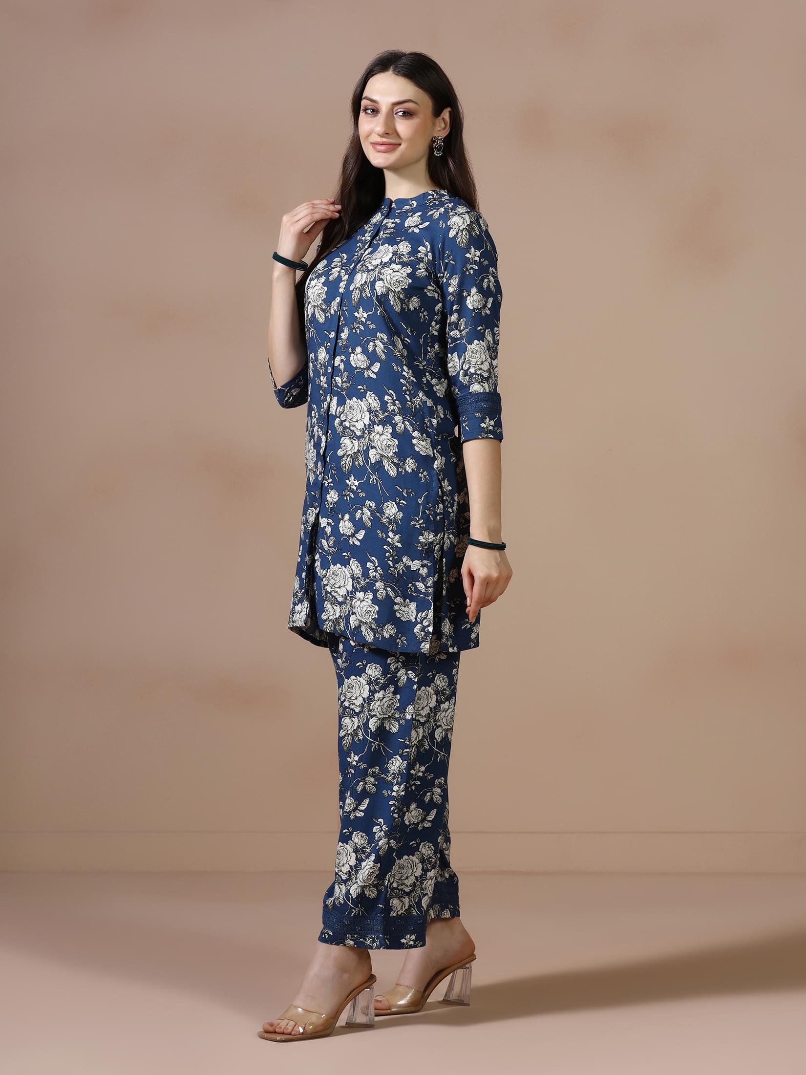 Women Liva Indigo Printed Co Ord Set.