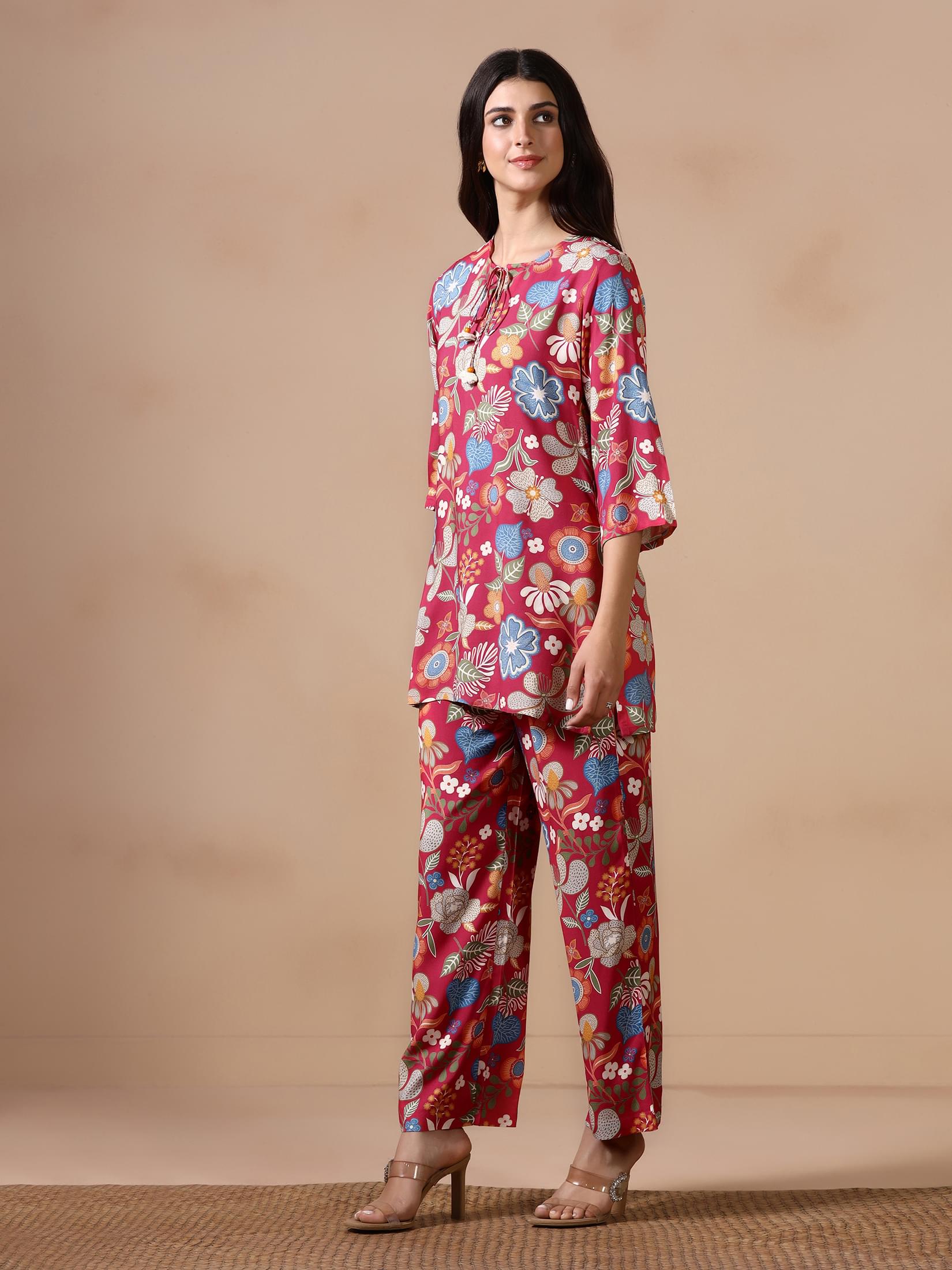 Women Liva Pink Floral Print Co Ord Set.