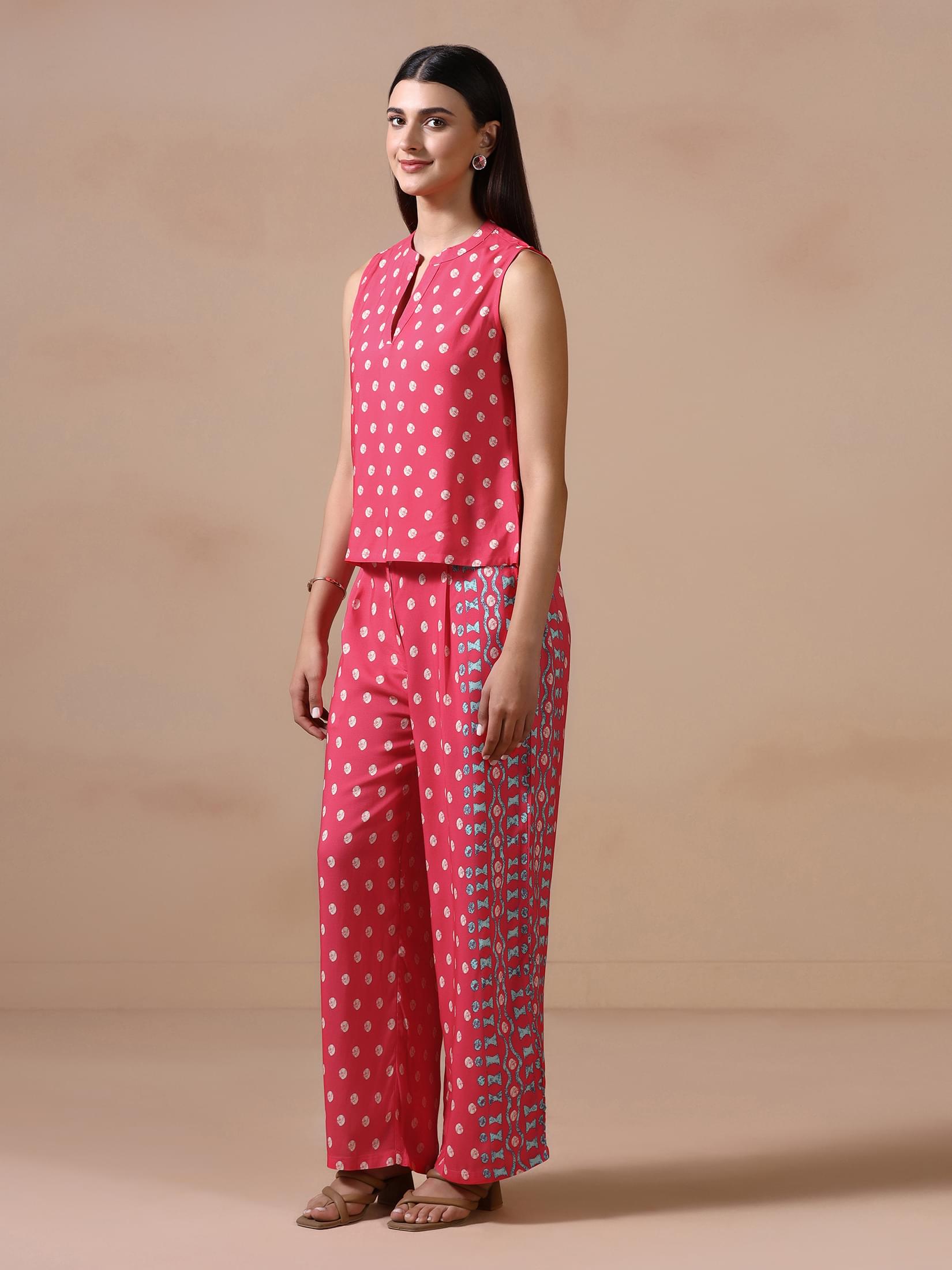 Women Liva Pink Printed Co Ord Set.