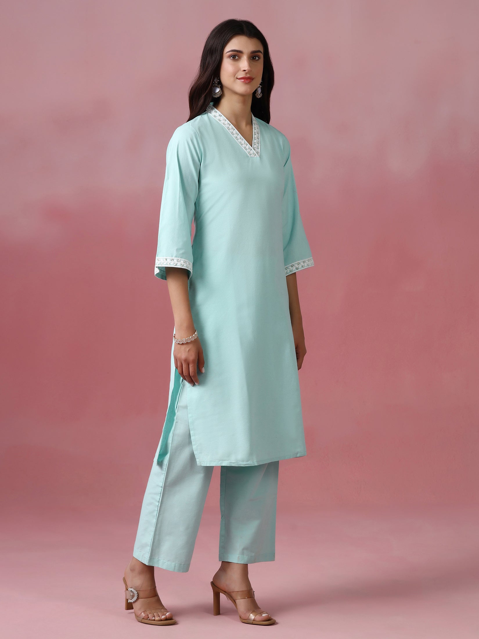 Women Poly Cotton Green Embroidered Kurta With Comfort Pant