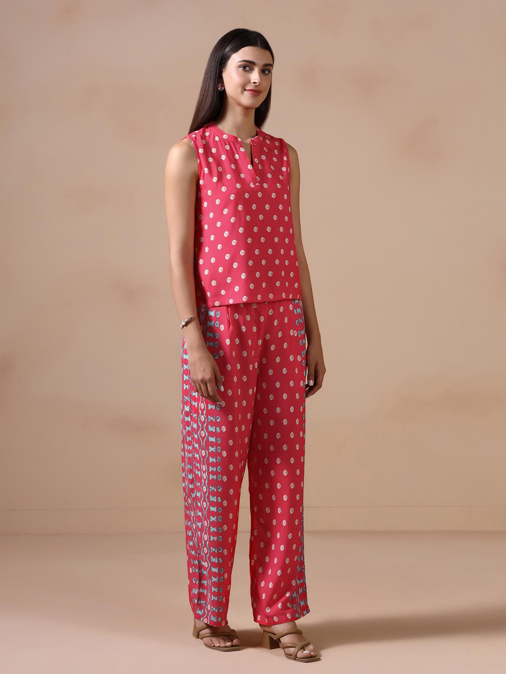 Women Liva Pink Printed Co Ord Set.