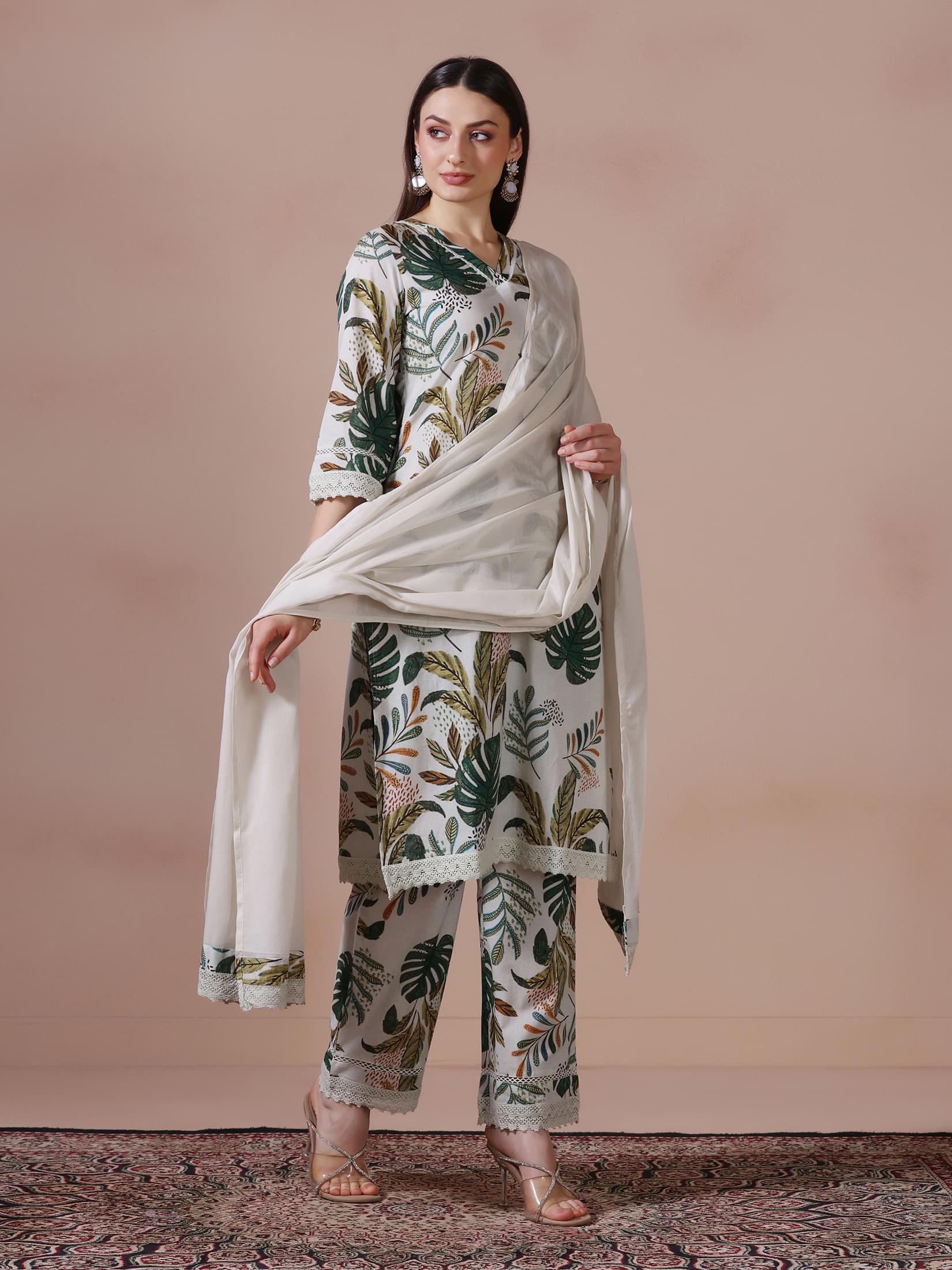 Women Cotton Green Printed Kurta Comfort Pant Dupatta.