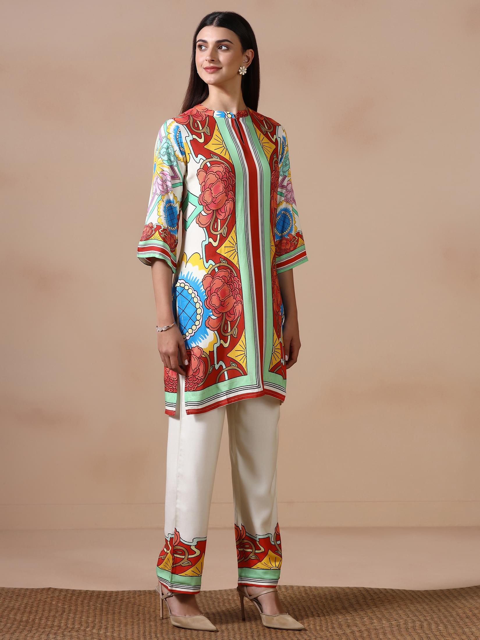 Women Multicolor Liva Printed Kurta With Comfort Pant.