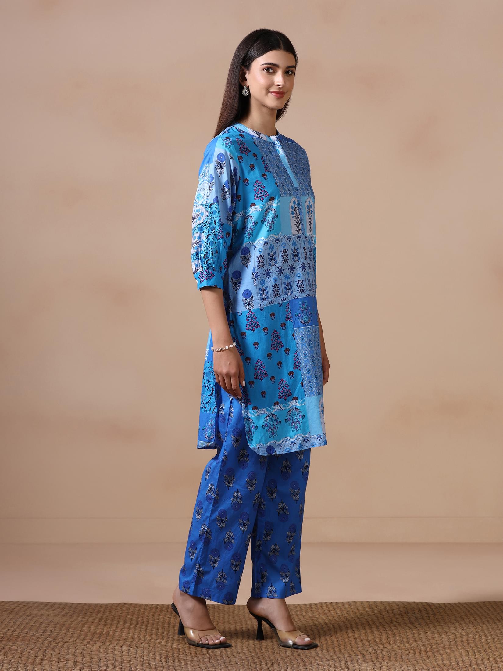 Women Cotton Blue Printed Kurta With Comfort Pant.