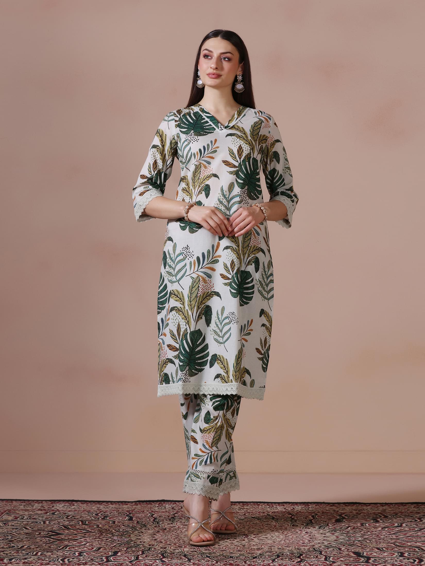 Women Cotton Green Printed Kurta Comfort Pant Dupatta.
