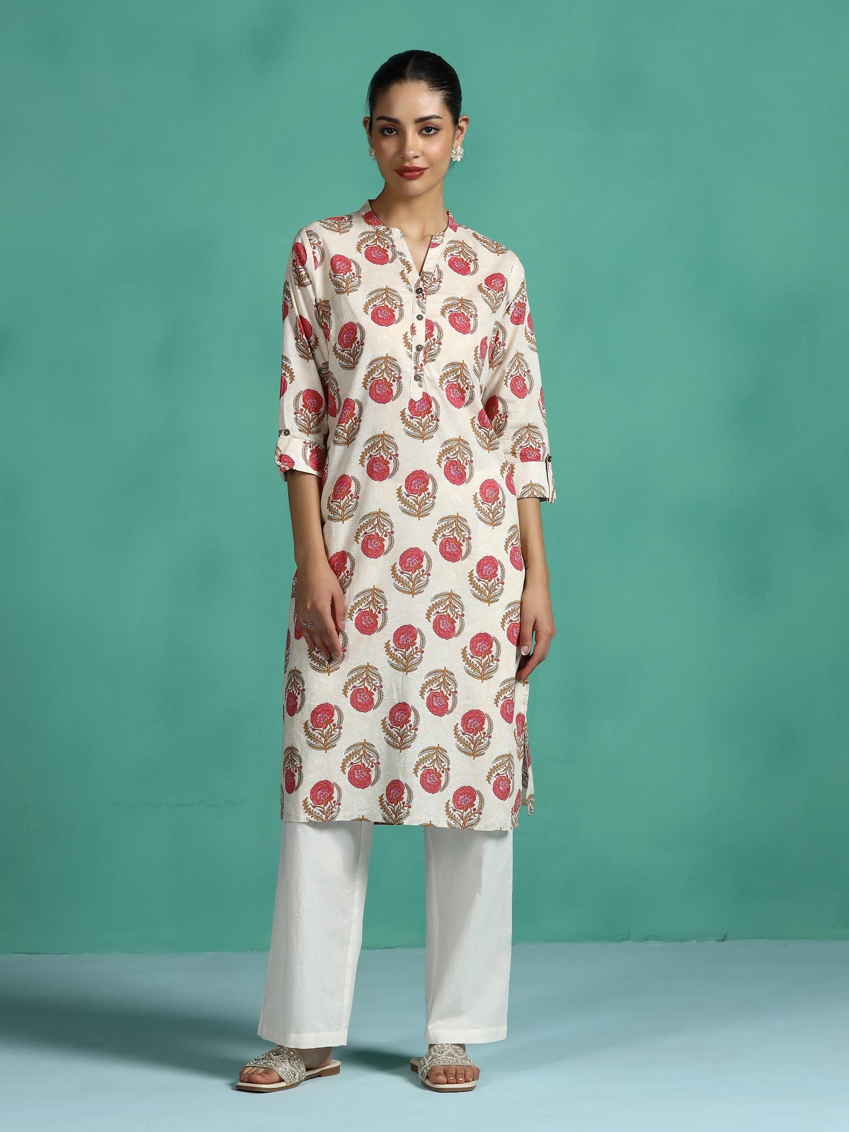 Women Cotton Off white and Pink Floral Print Kurta.