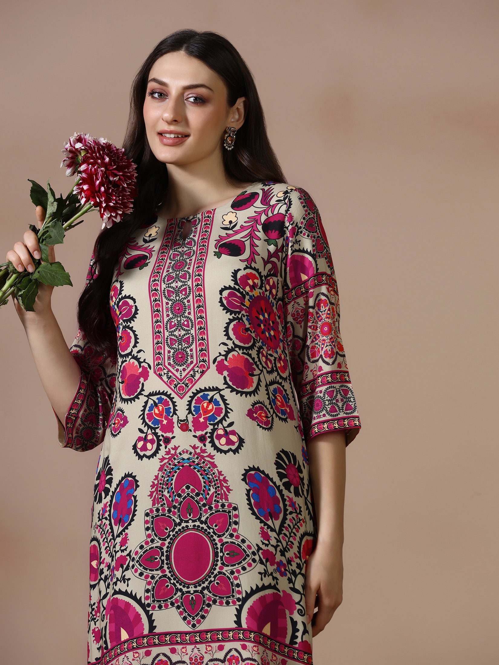 Women Liva Beige Printed Kurta With Comfort Pant