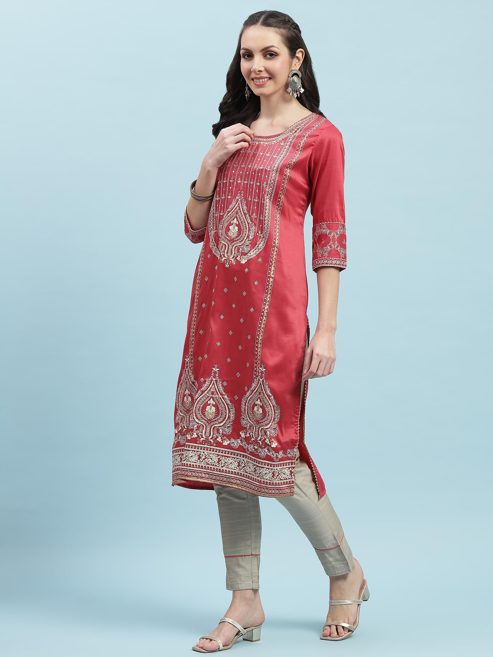 Women Pink Ornamental Print Kurta.