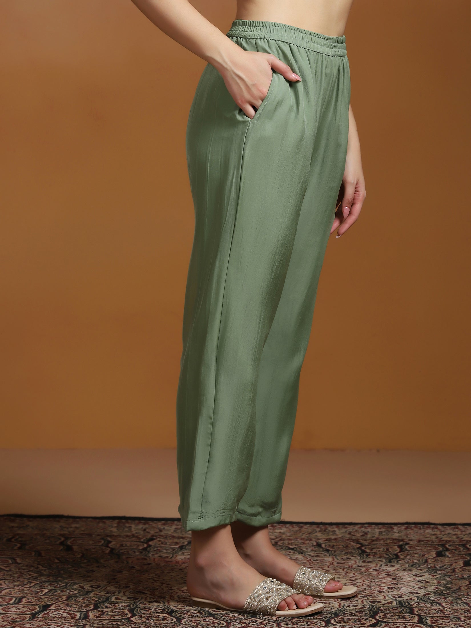 PG-26192KBPISTAGREEN_bottom