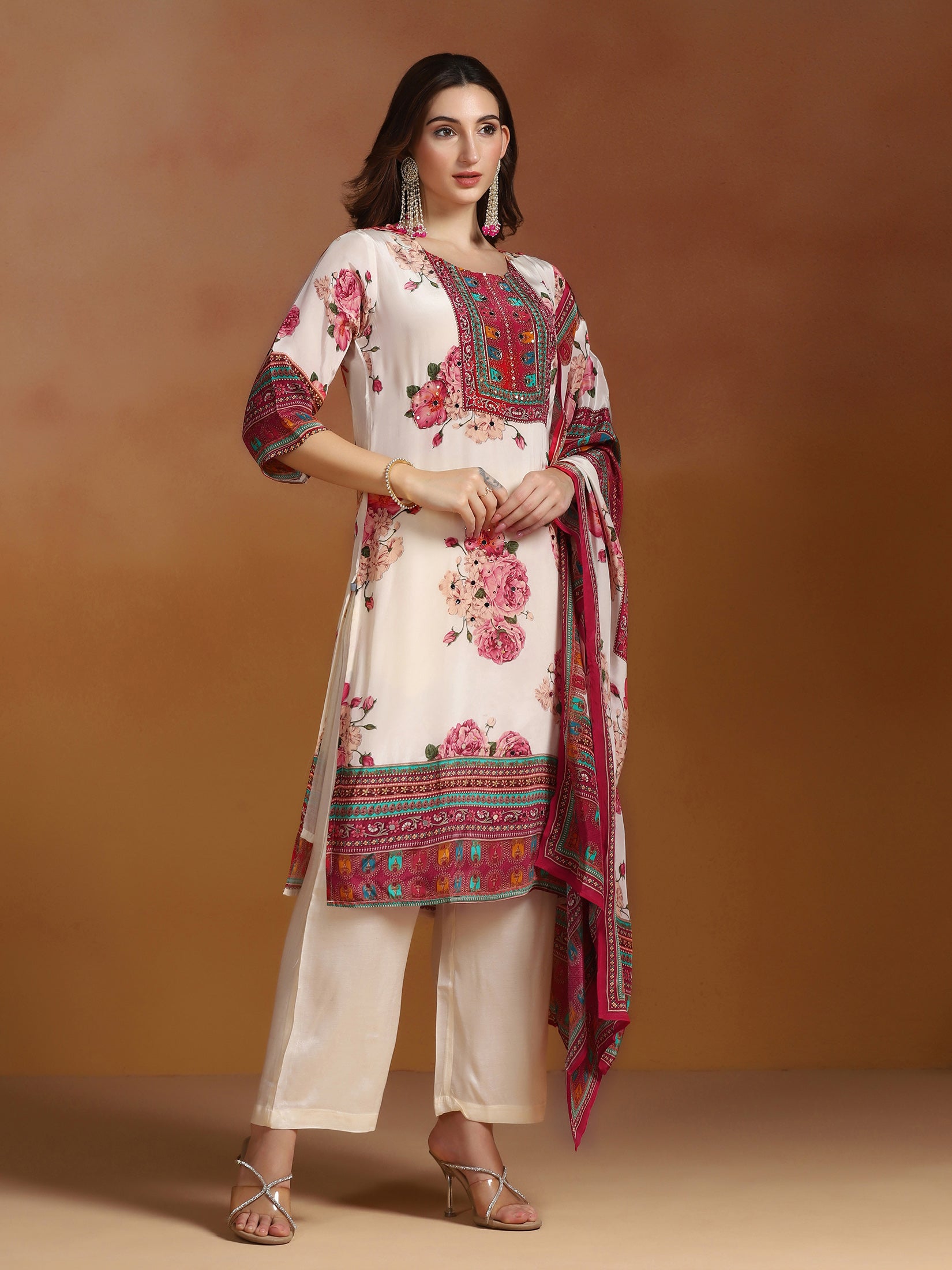 Women Natural Crepe Off White Printed Kurta Comfort Pant Dupatta