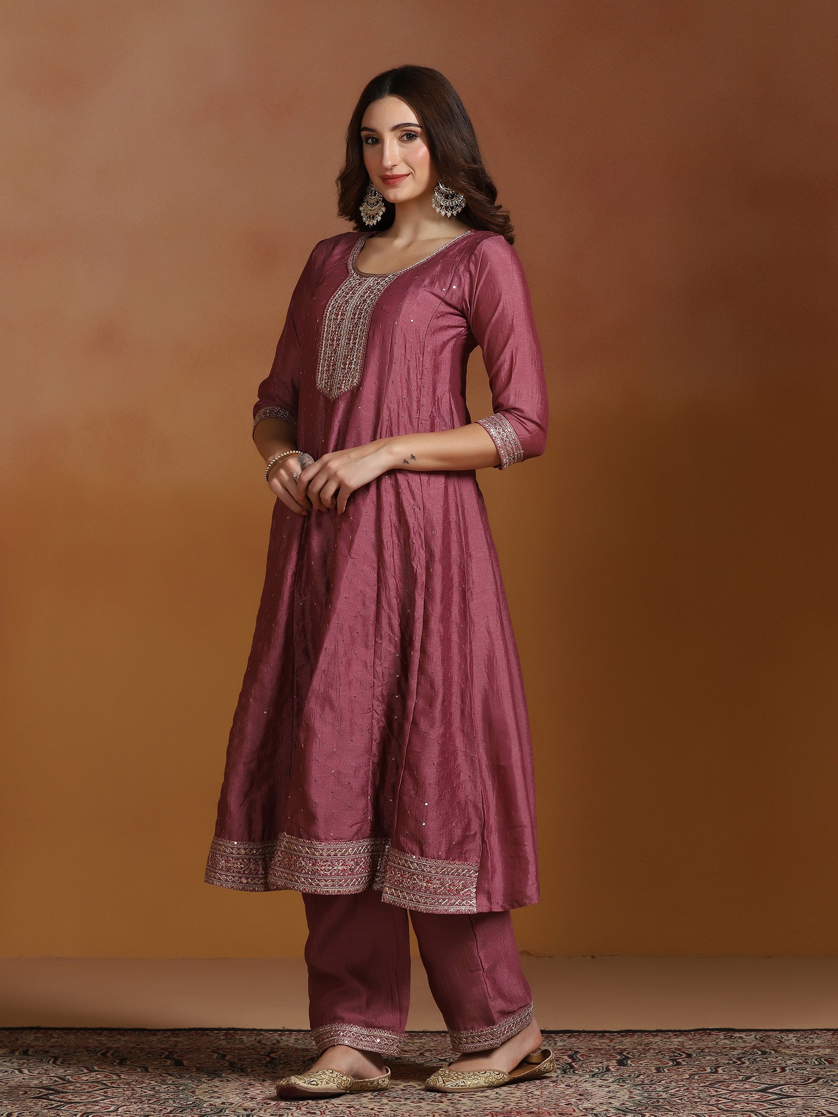 Women Chinon Pink Embroidered Kurta Comfort Pant Dupatta